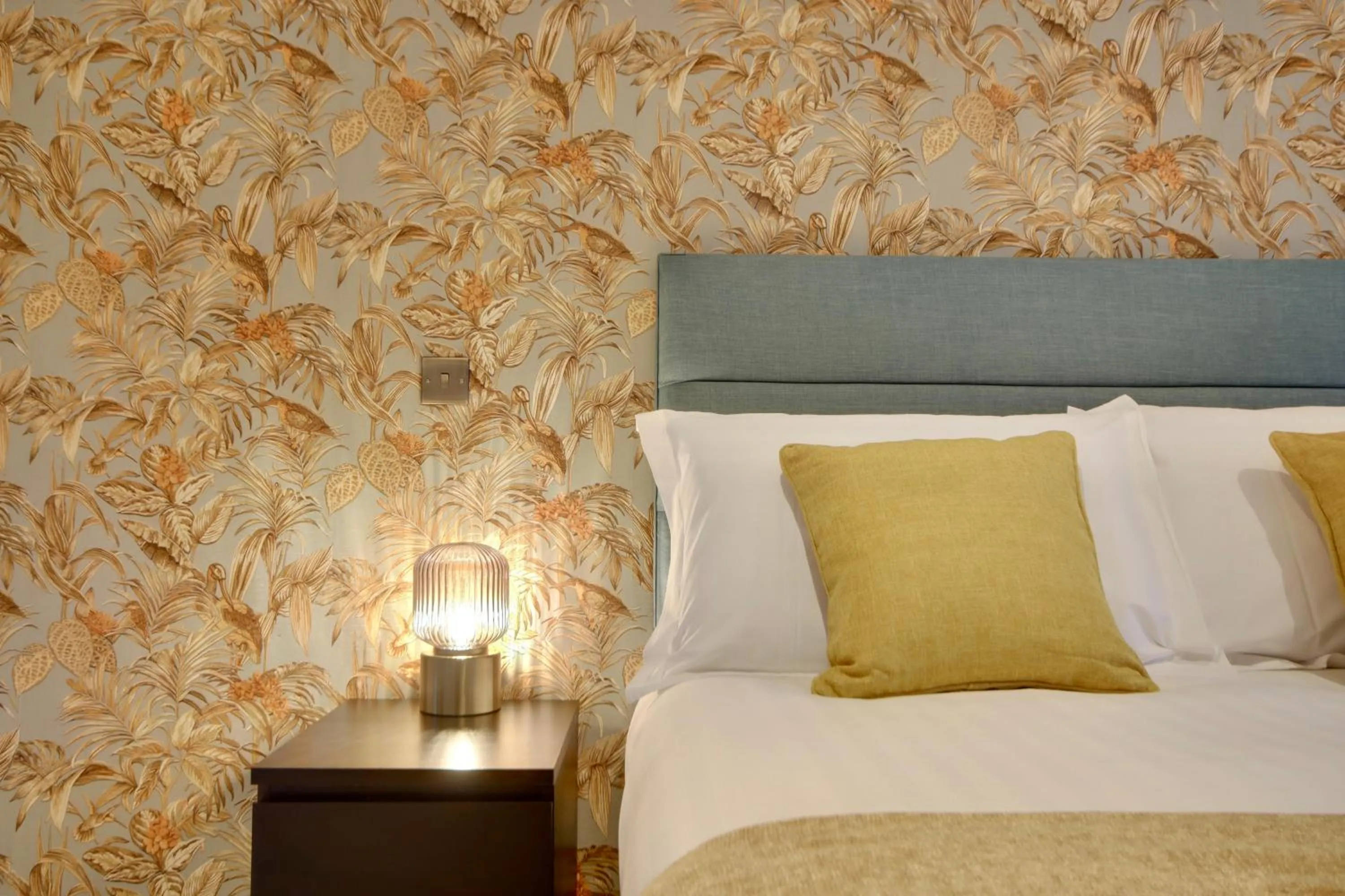 Bed in Orange Grove Hotel & Gardens