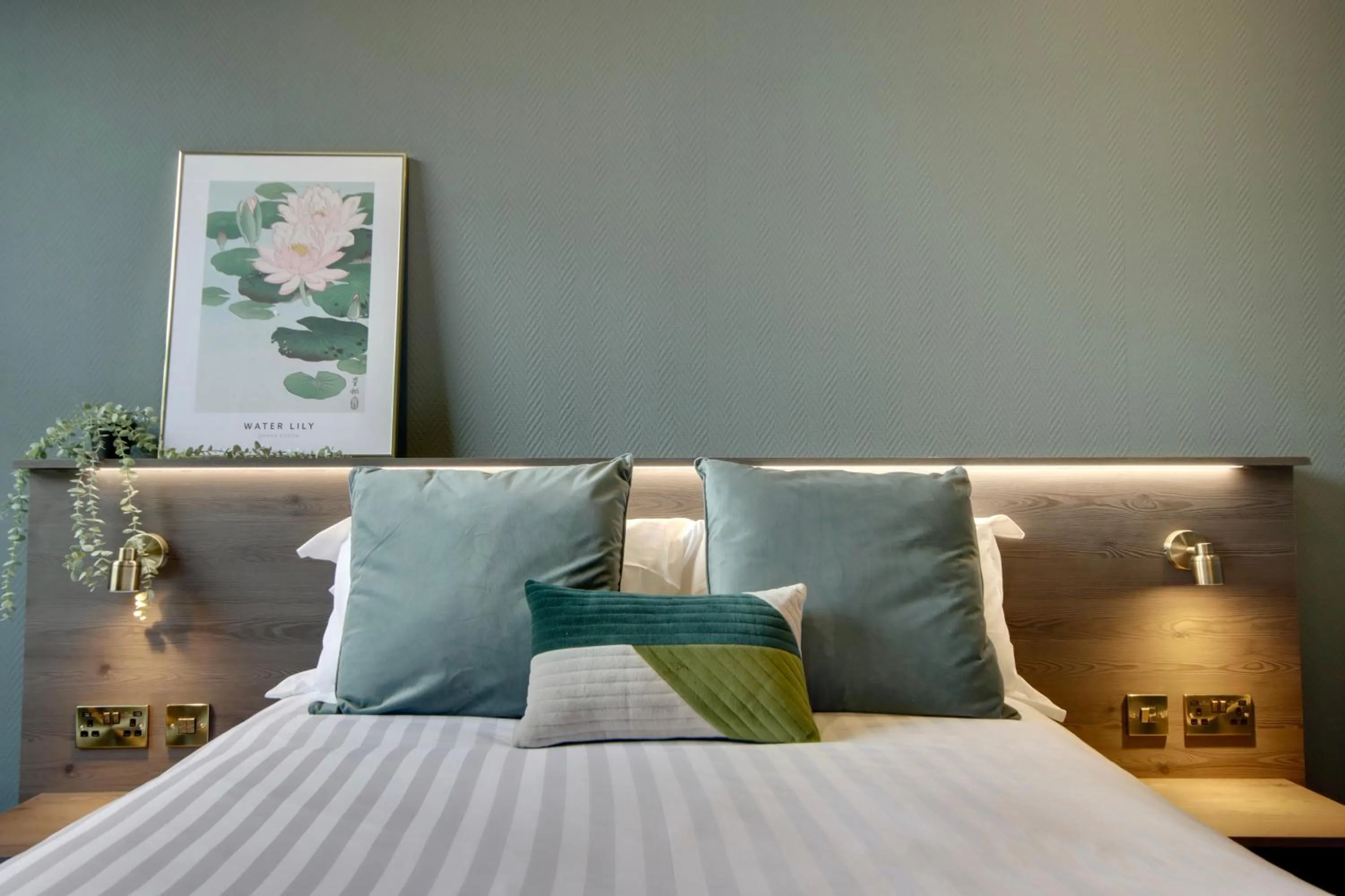 Bedroom, Bed in Orange Grove Hotel & Gardens