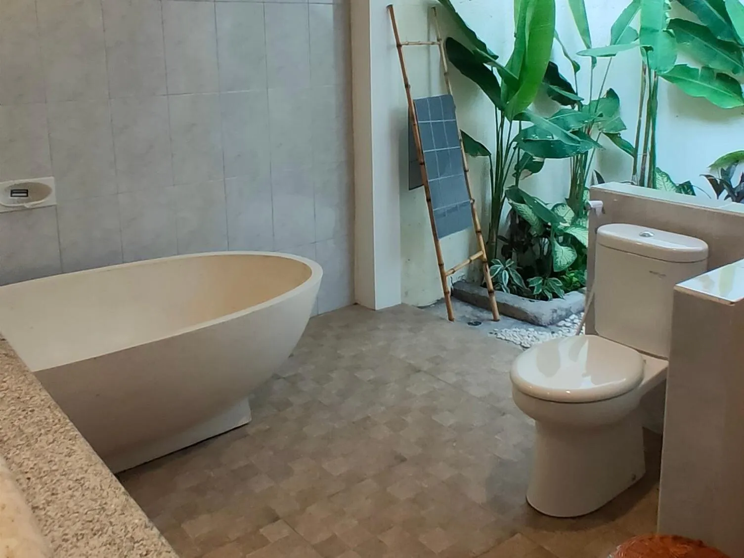 Bathroom in Tegal Uma Seminyak by Maha Bali