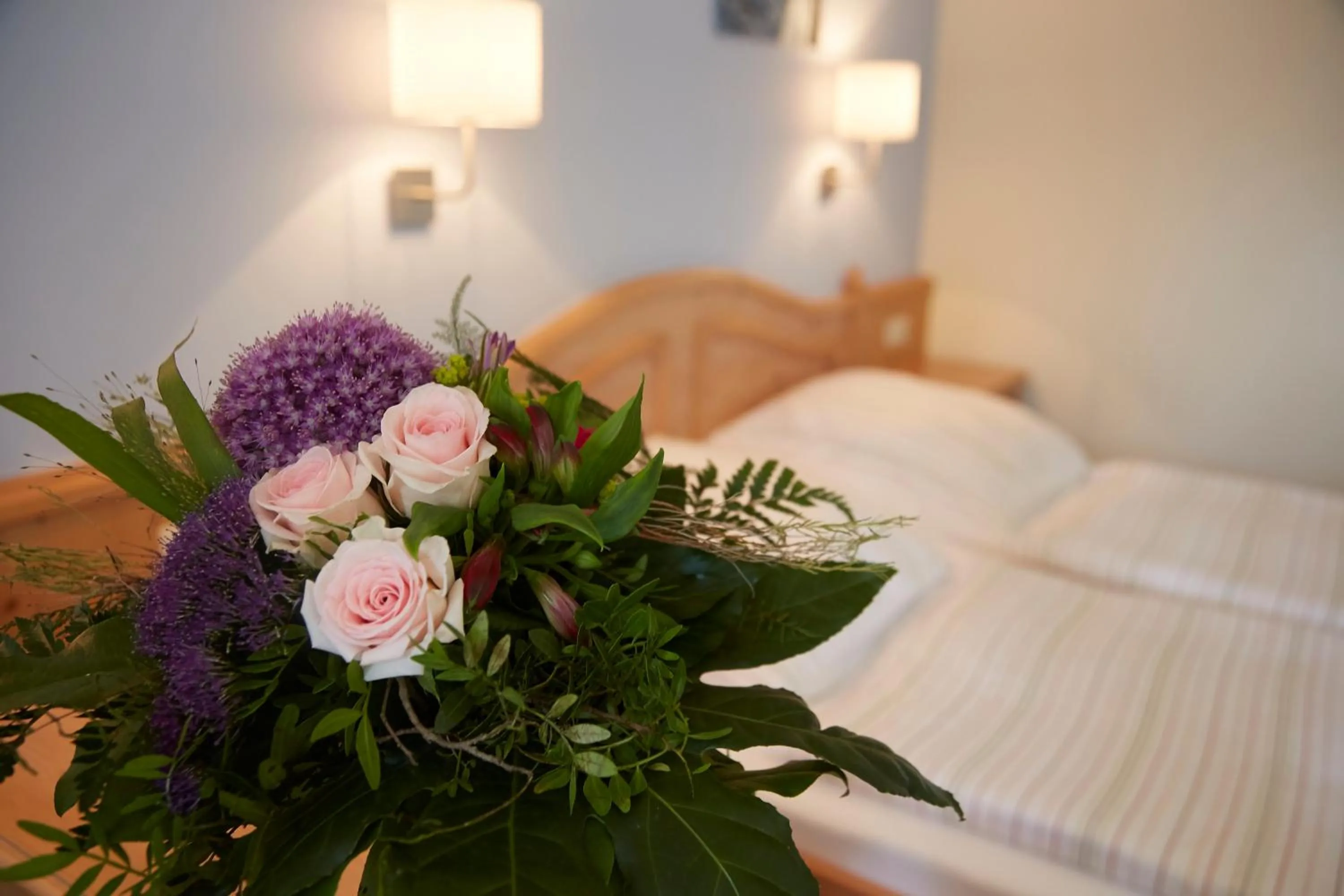 Decorative detail, Bed in Flair Landhotel Strengliner Mühle