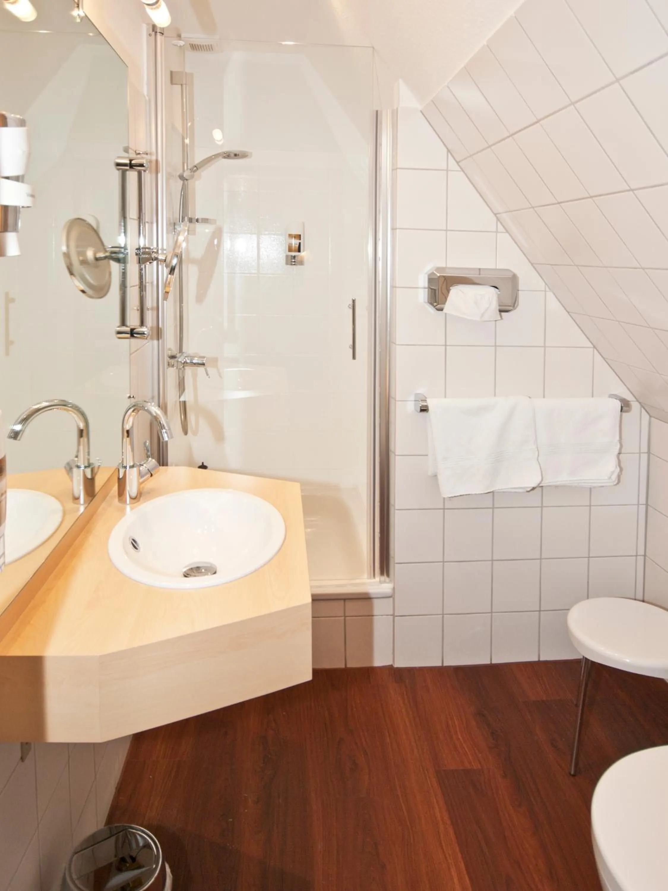 Bathroom in Flair Landhotel Strengliner Mühle