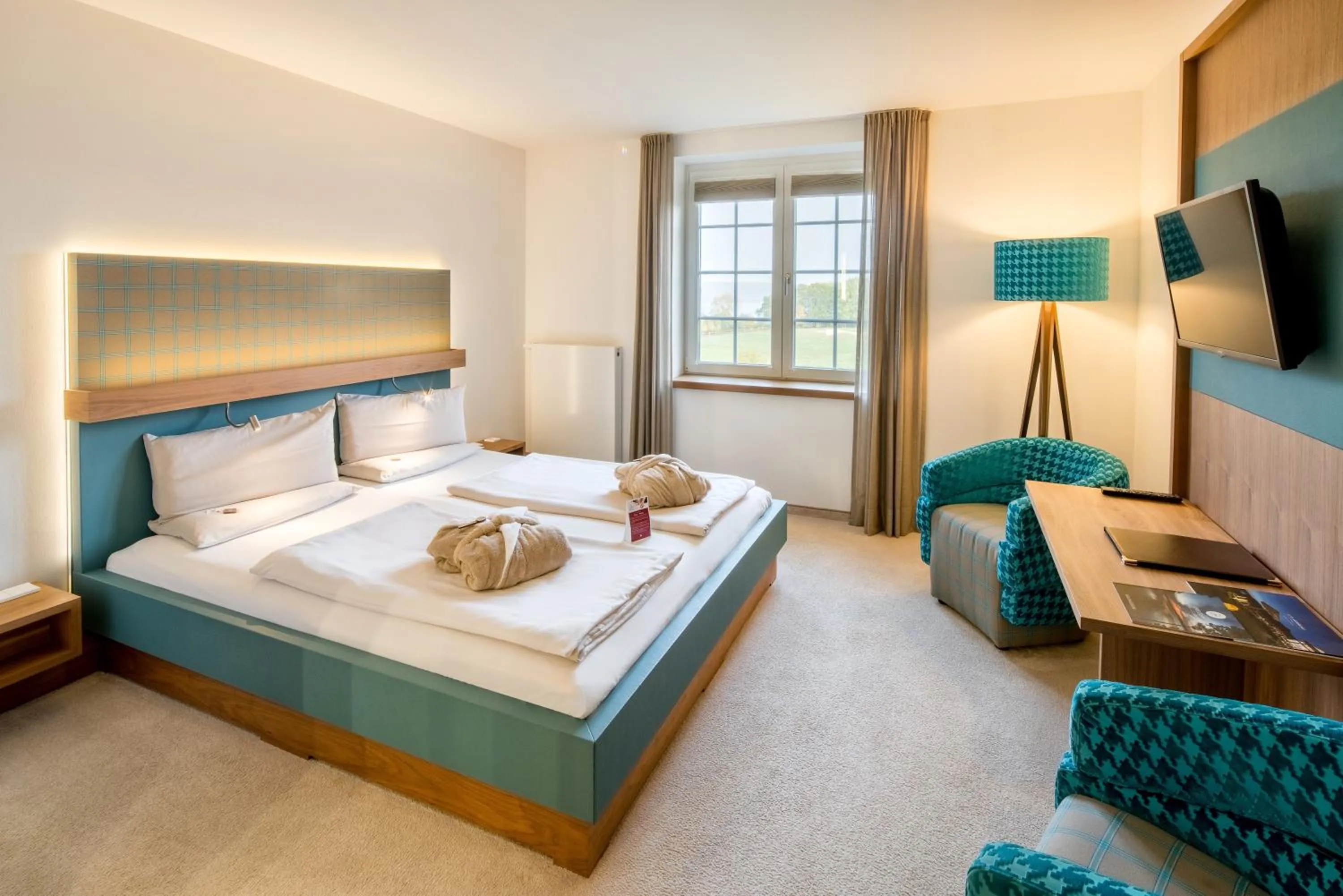 Photo of the whole room, Bed in Bornmühle