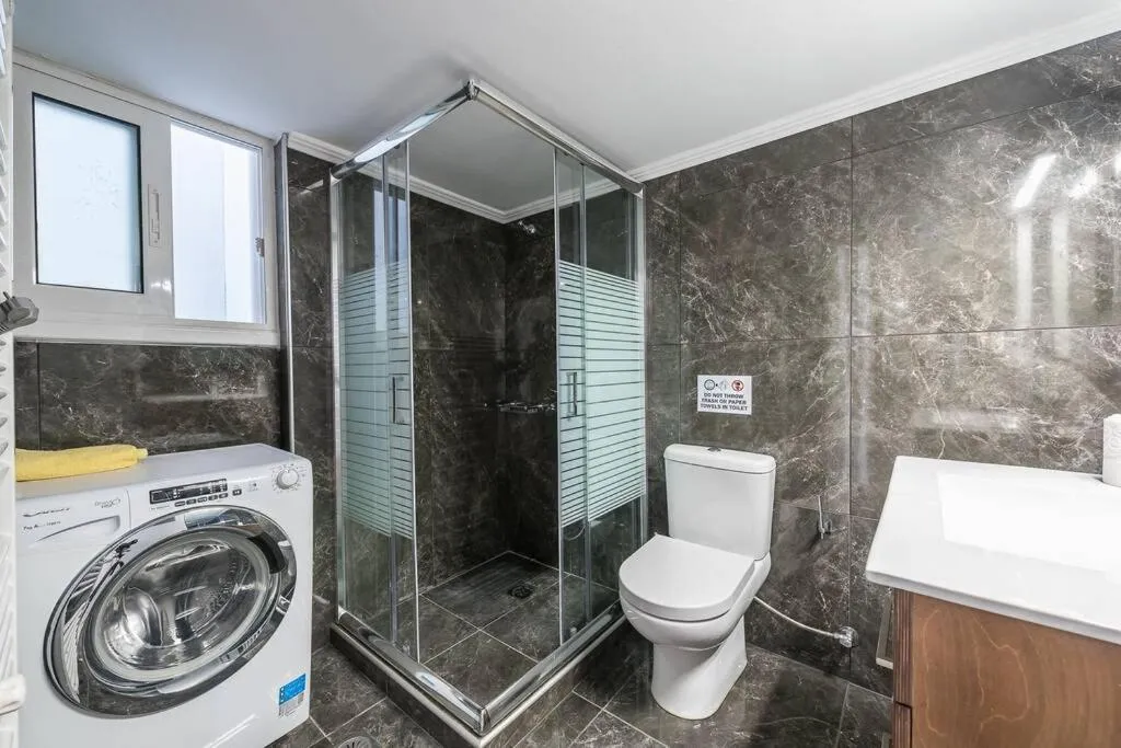 Victoria Supreme Suite