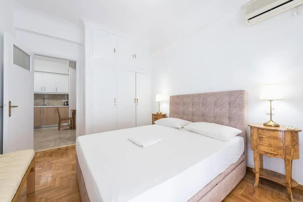 Bed in Victoria Supreme Suite