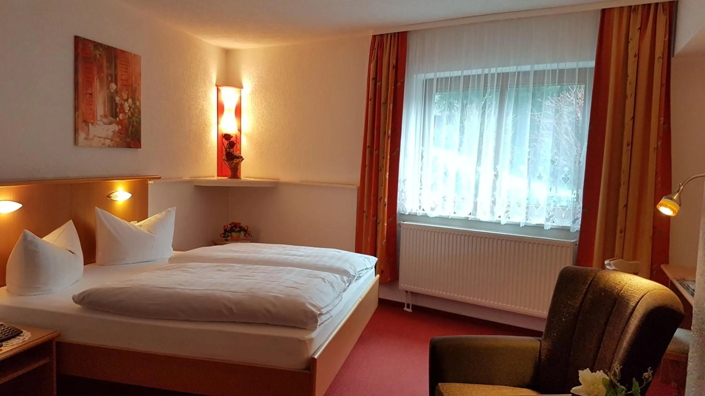 Photo of the whole room, Bed in Hotel Zum Bürgergarten