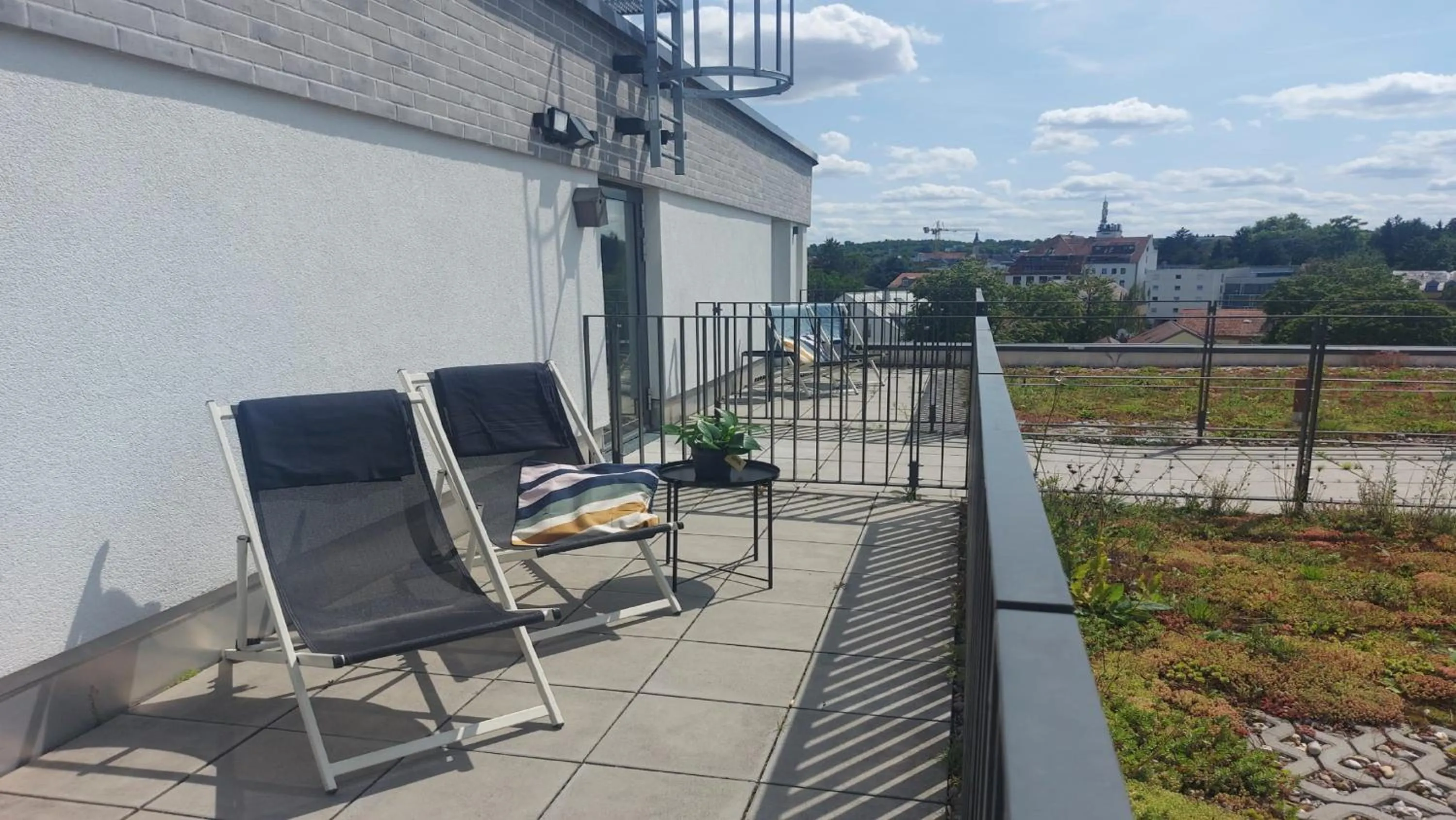 Photo of the whole room in Holiday Inn - the niu, Sparrow Regensburg by IHG