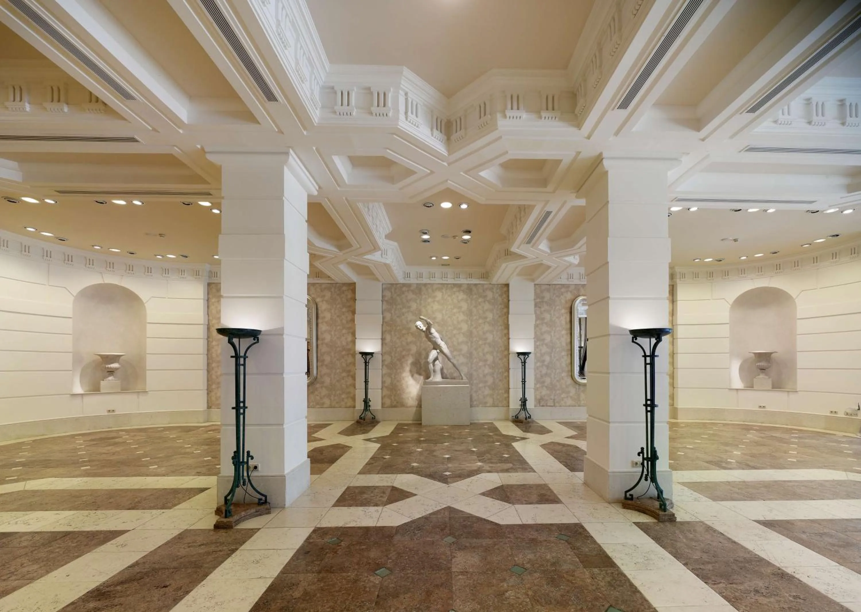 Meeting/conference room in Anantara Villas & Suites Marbella Benahavis