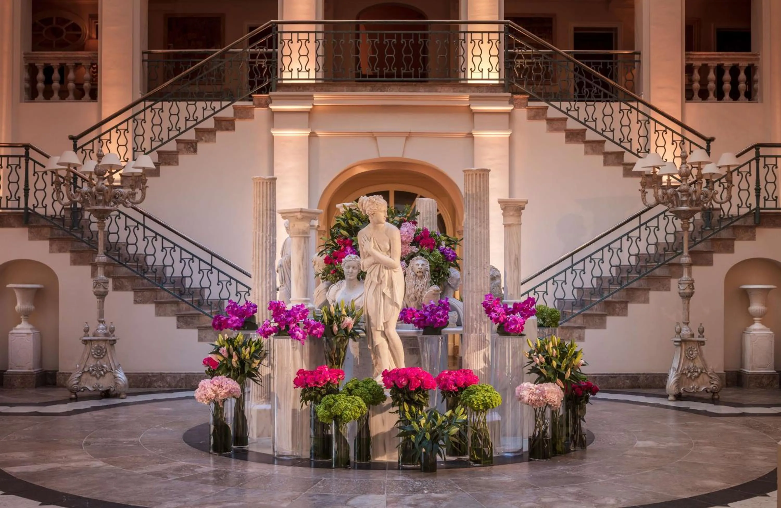 Lobby or reception in Anantara Villas & Suites Marbella Benahavis