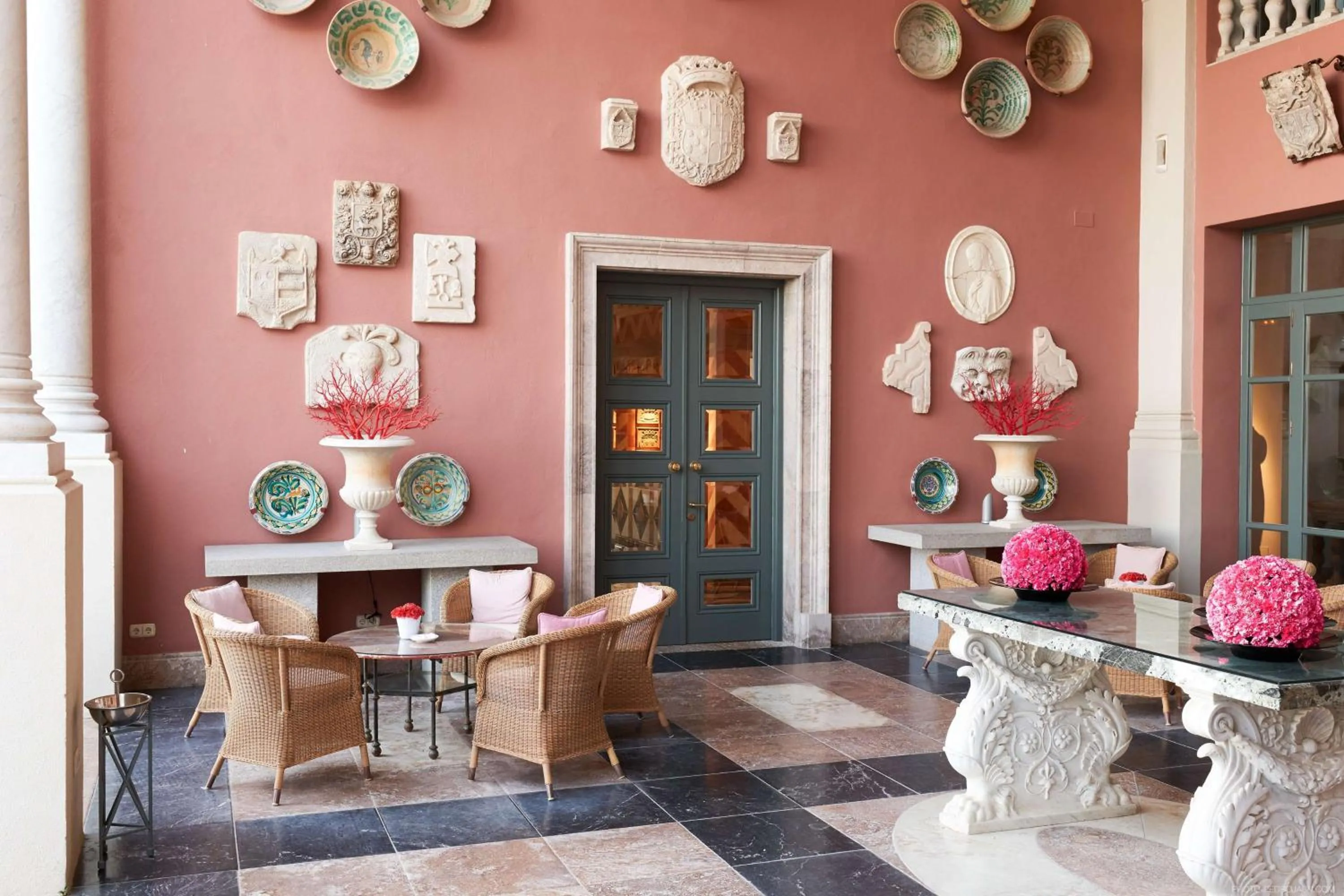 Restaurant/places to eat in Anantara Villas & Suites Marbella Benahavis