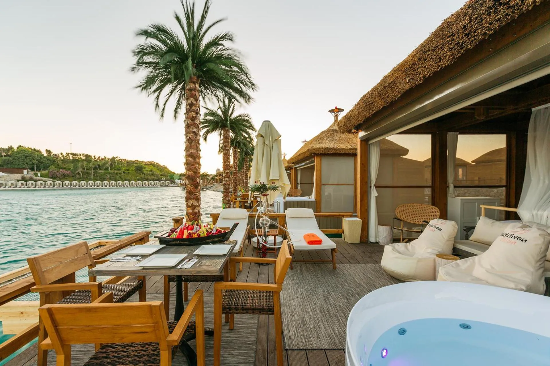 Hot Tub in Cratos Premium Hotel Casino & SPA