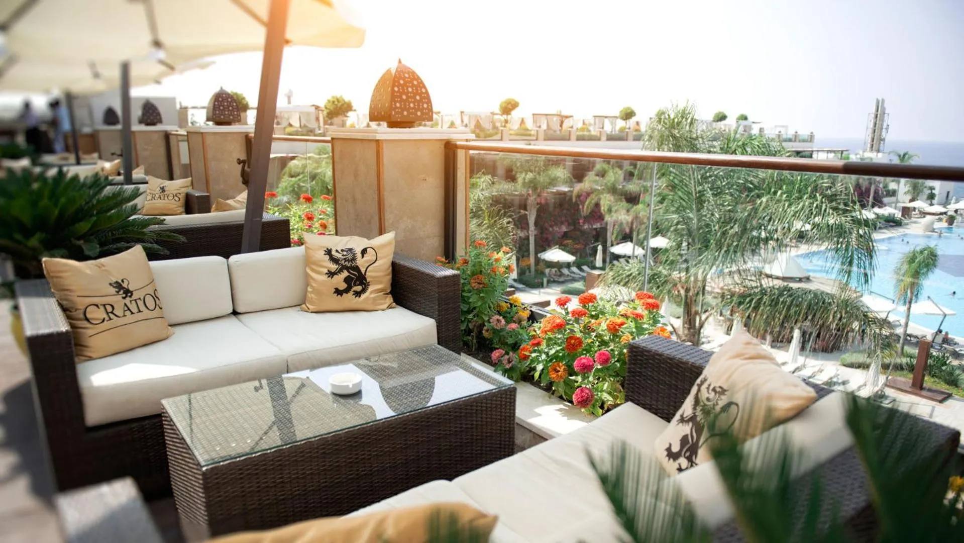 Patio in Cratos Premium Hotel Casino & SPA