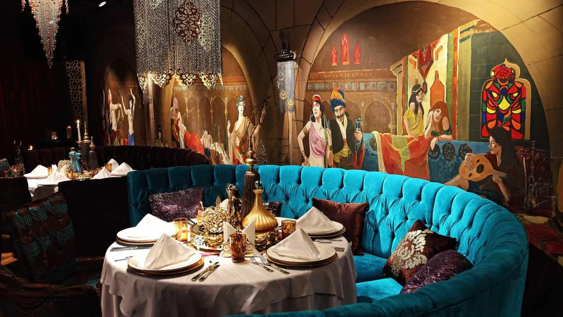 Restaurant/places to eat in Cratos Premium Hotel Casino & SPA