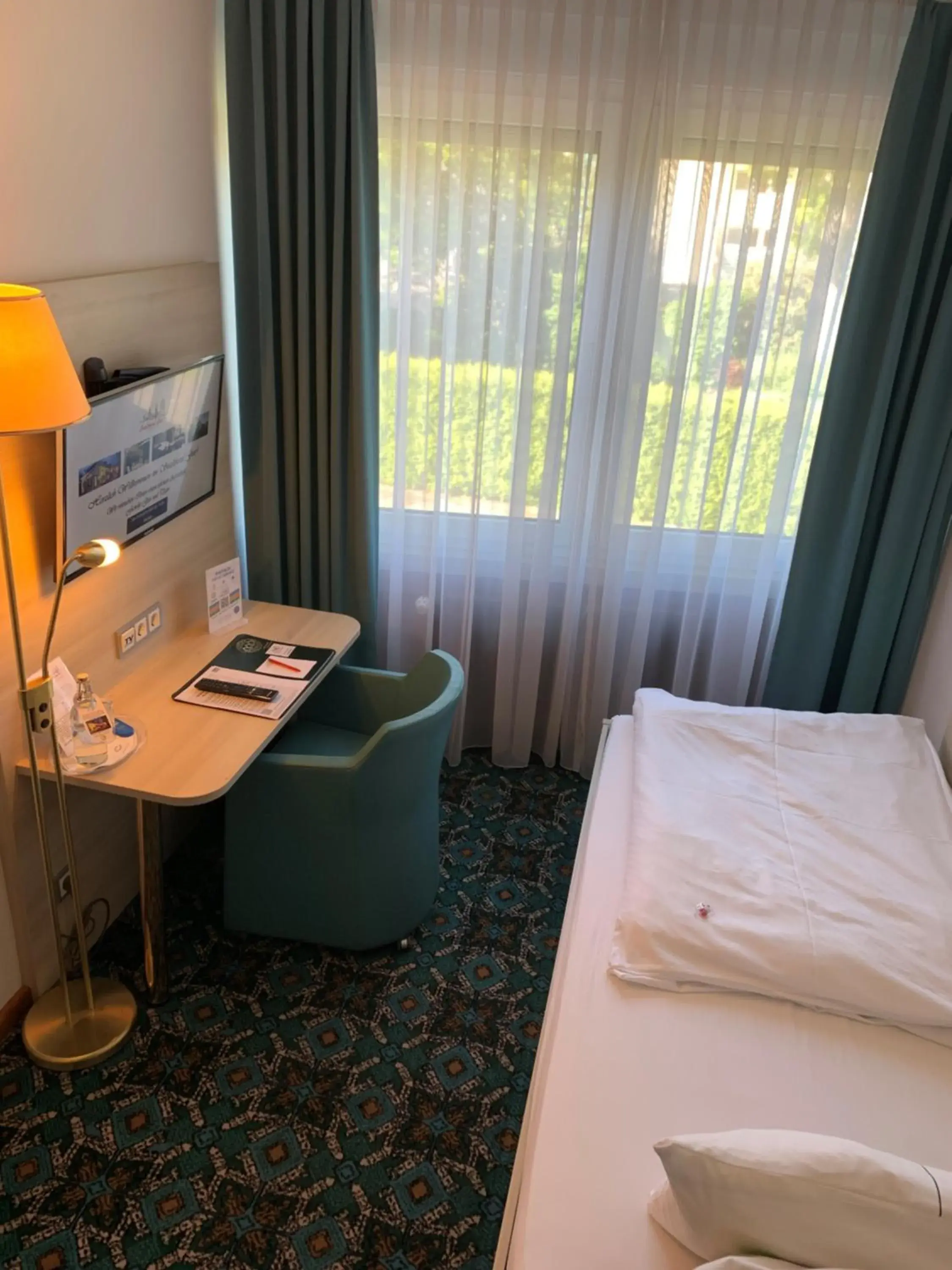 Classic Single Room - single occupancy in Stadthotel Geis Classic Single Room - single occupancy in Stadthotel Geis