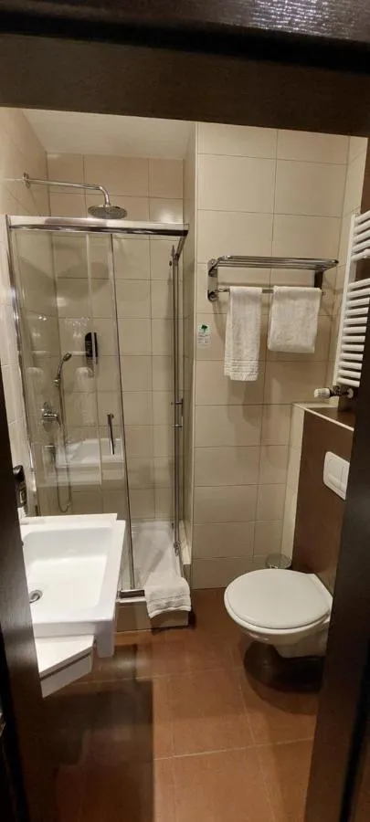 Bathroom in Grand Palace Hotel Hannover