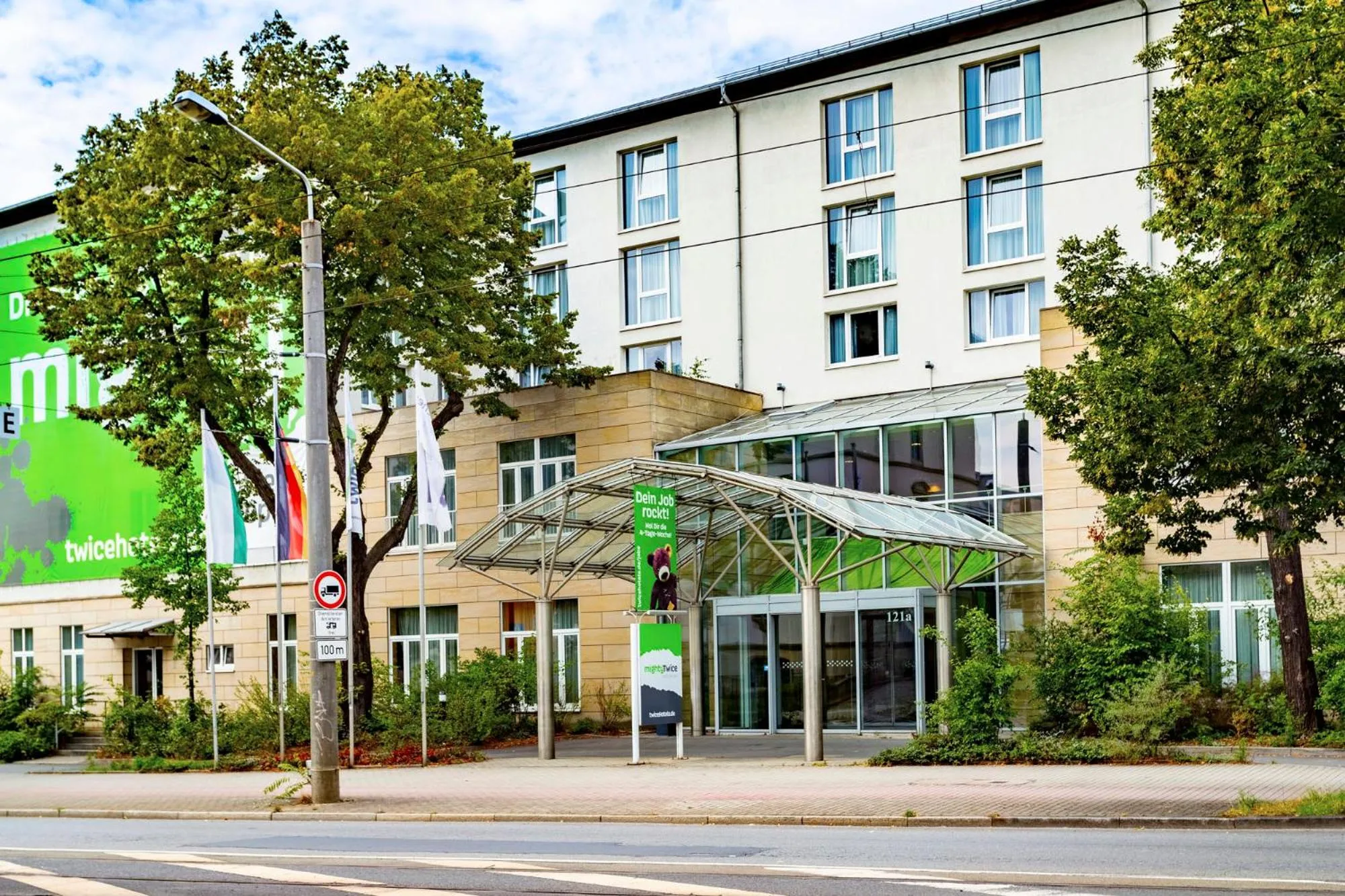 Property building in mightyTwice Hotel Dresden