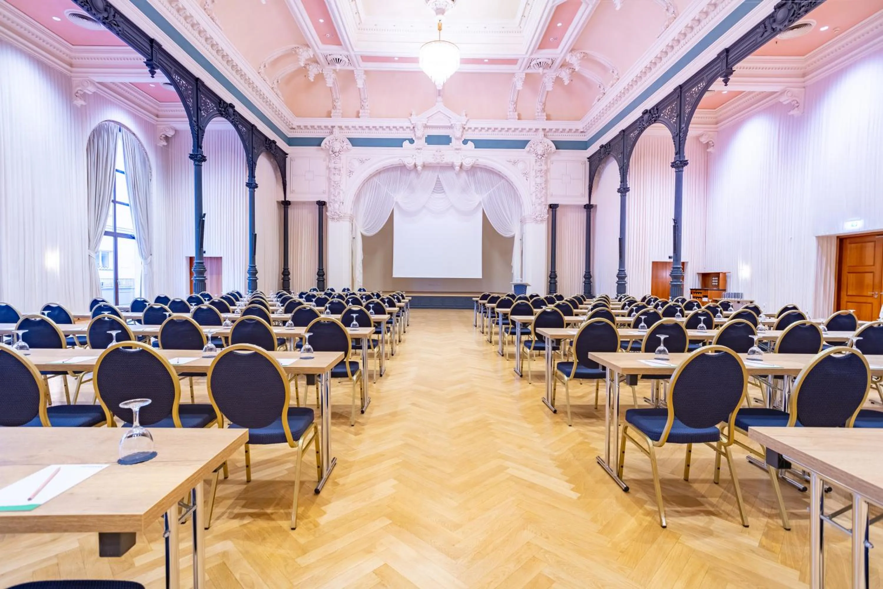 Banquet/Function facilities in mightyTwice Hotel Dresden