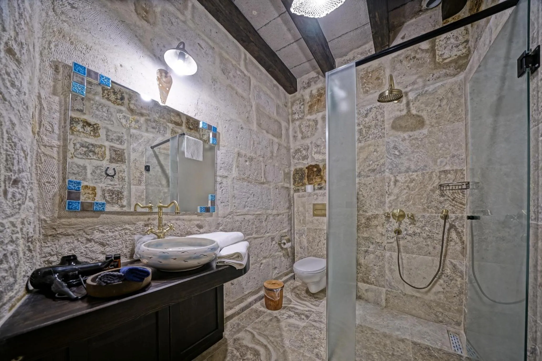 Shower in Arinna Cappadocia