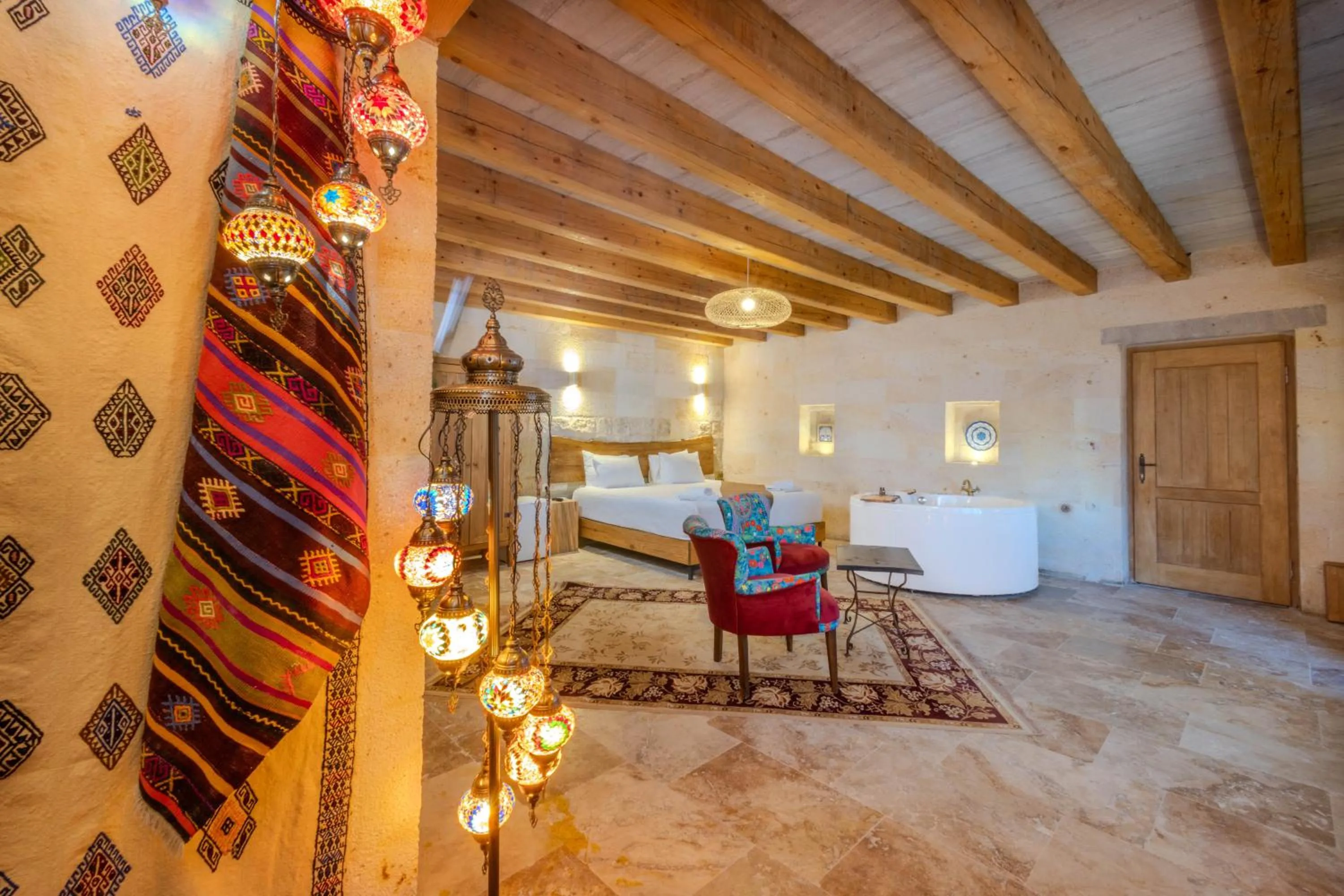 Bed in Arinna Cappadocia