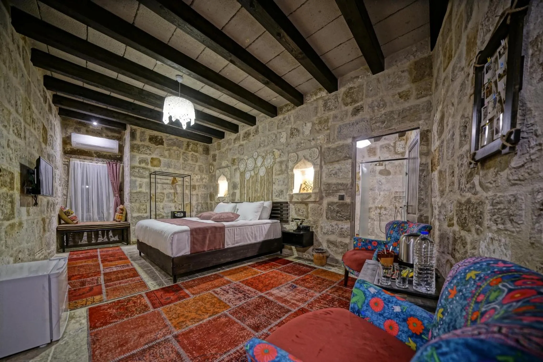 Photo of the whole room, Bed in Arinna Cappadocia