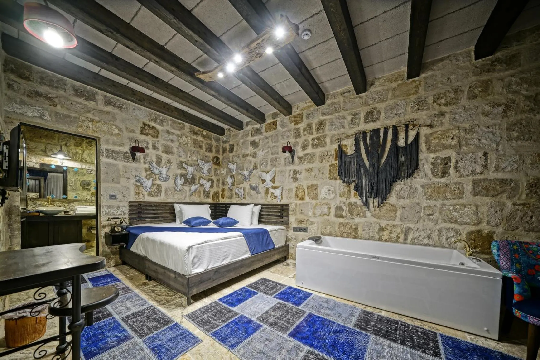 Bed in Arinna Cappadocia