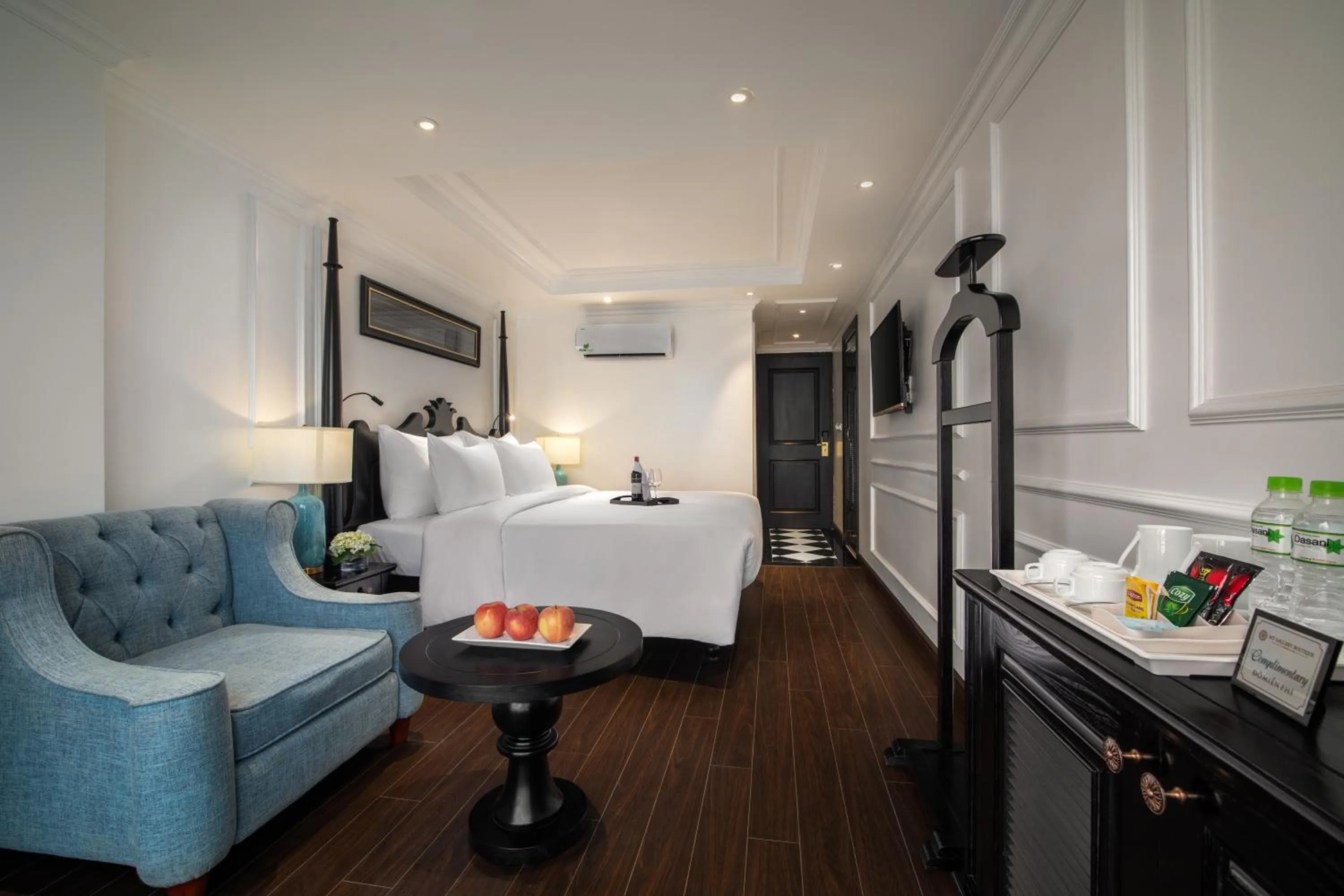 Photo of the whole room, Bed in My Gallery Boutique Hotel & Spa