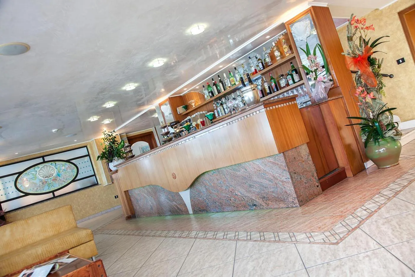 Nightclub / DJ in Hotel Britannia