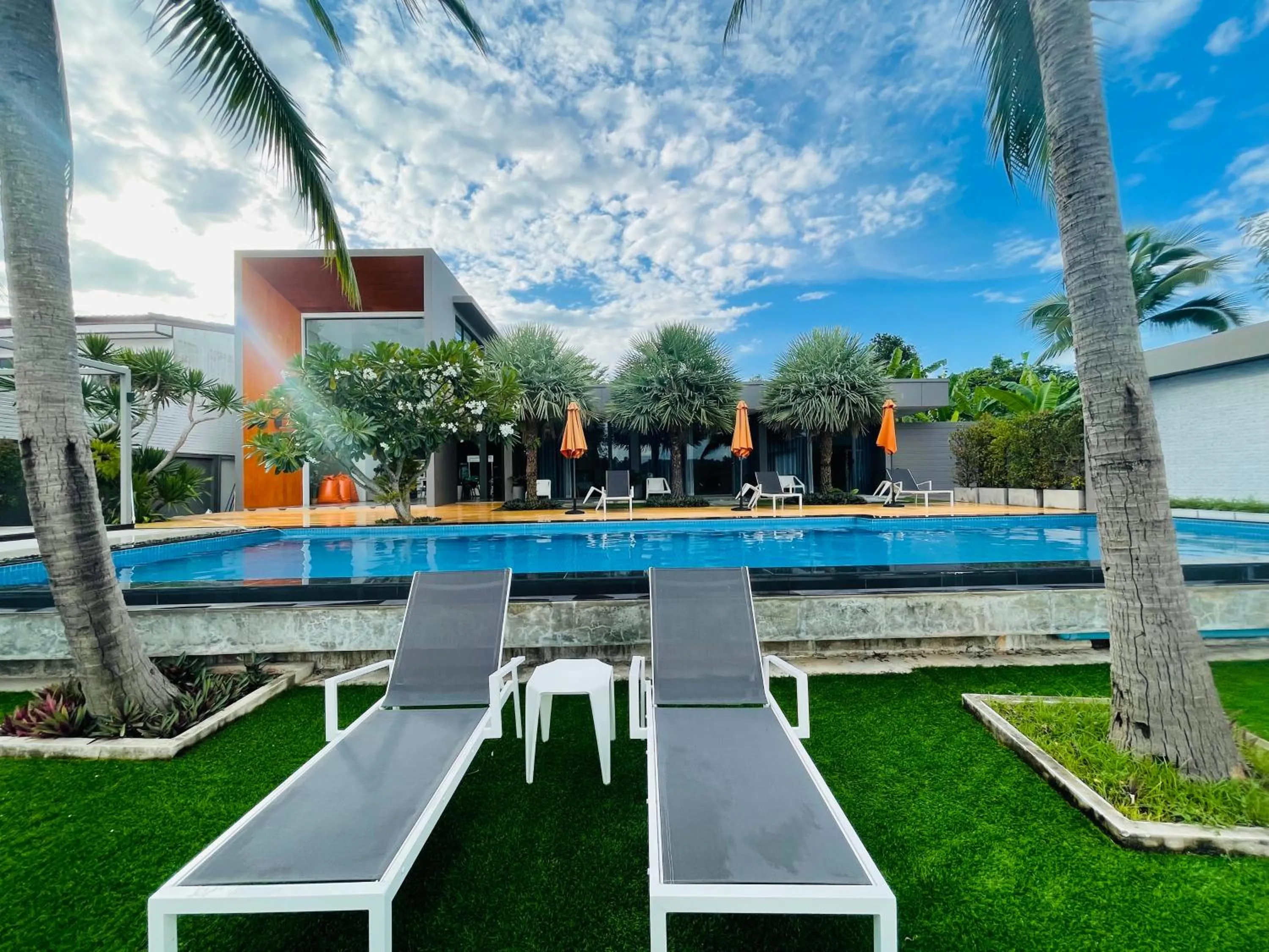 Garden in ARENICE Boutique Hotel