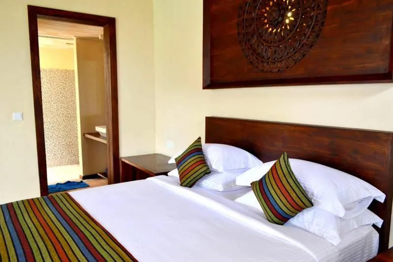 Bedroom, Bed in Guru Beach Resort