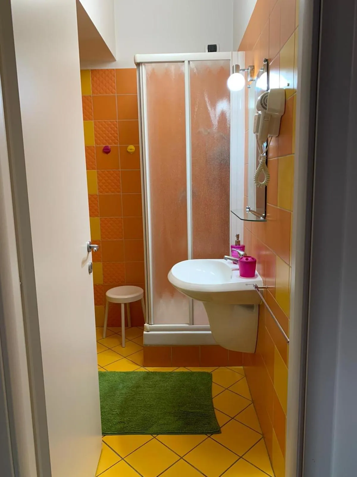 Shower in BREAD & BUTTER