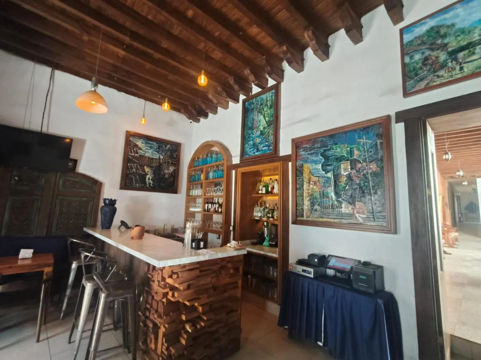 Restaurant/places to eat in HOTEL MI SOLAR EJECUTIVO