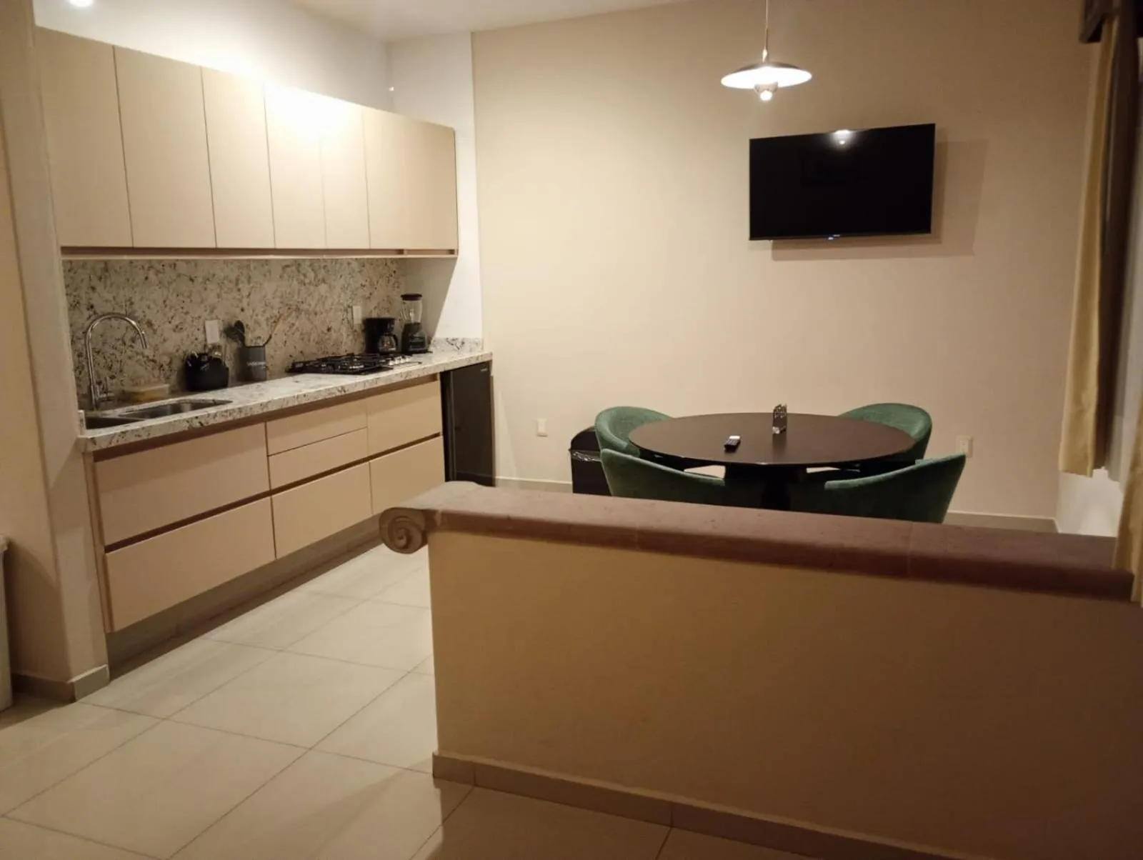 Coffee/tea facilities in HOTEL MI SOLAR EJECUTIVO