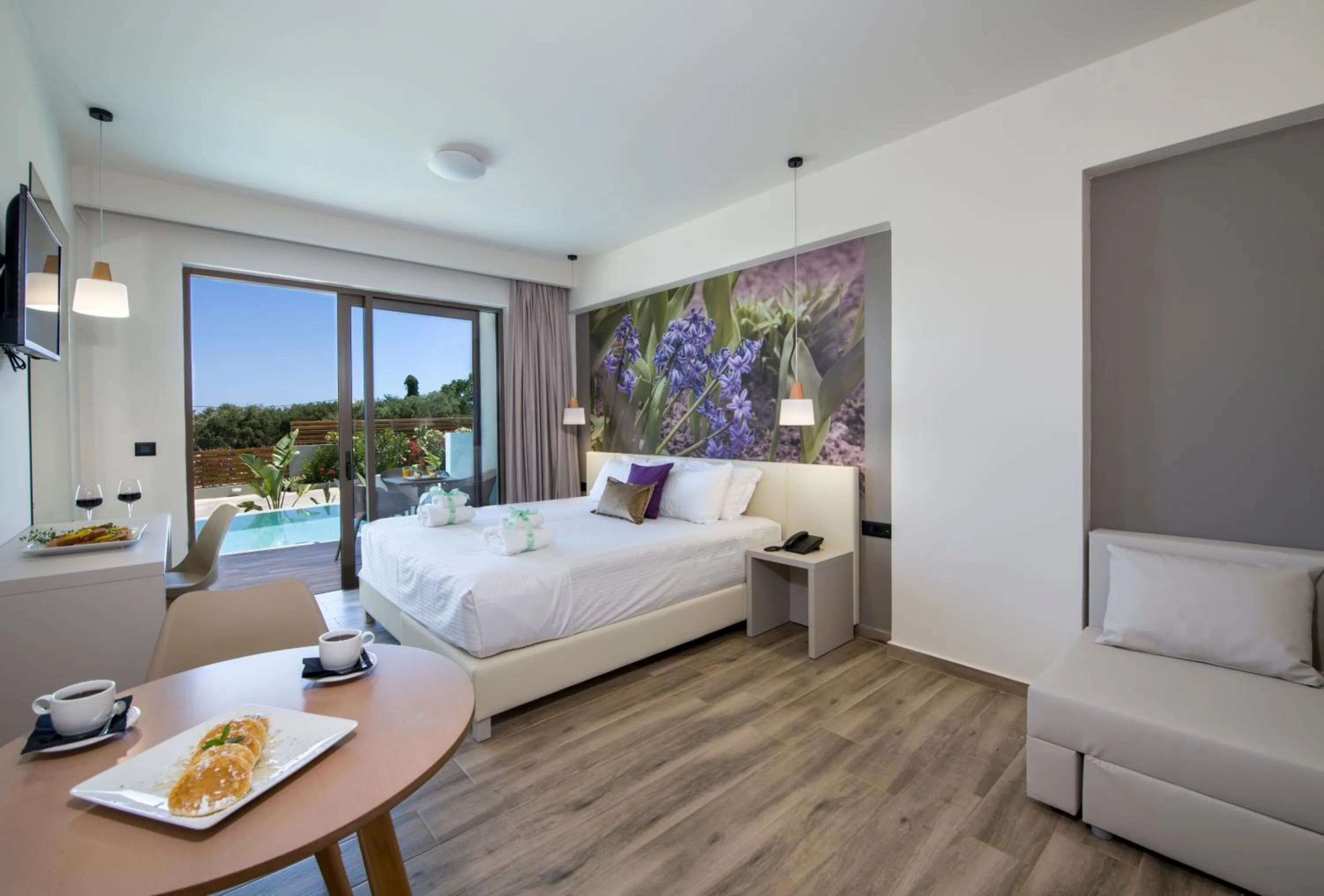 Photo of the whole room, Bed in Incognito Creta Luxury Suites and More