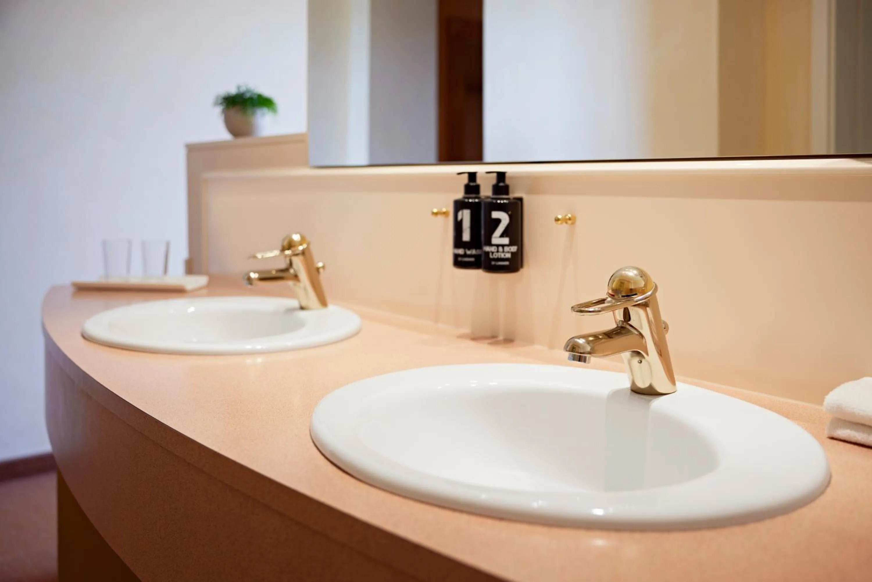 Bathroom in Golf- und Sporthotel Wiesensee