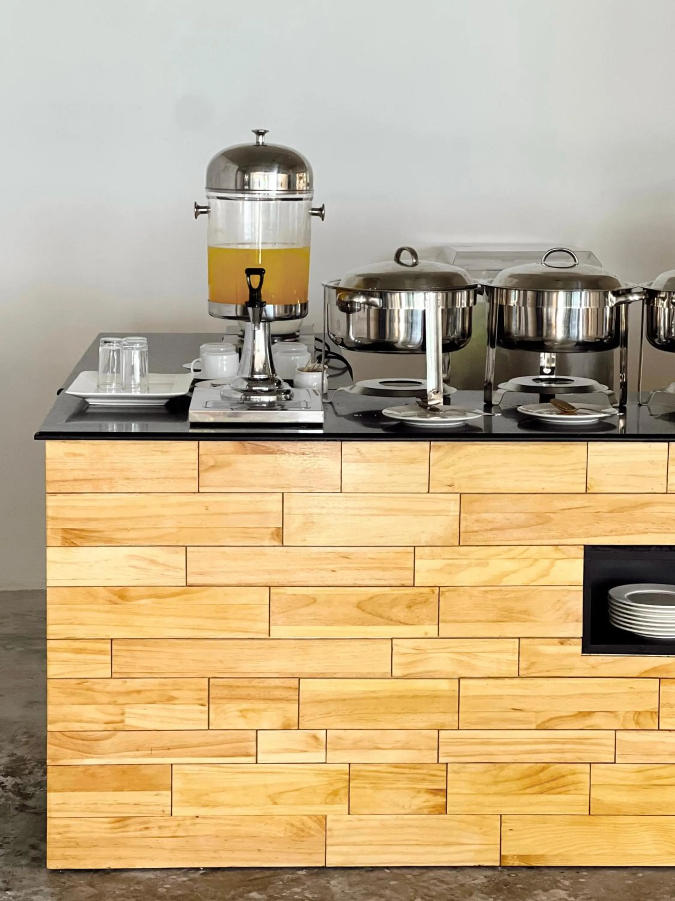 Restaurant/places to eat in Si! Beach House