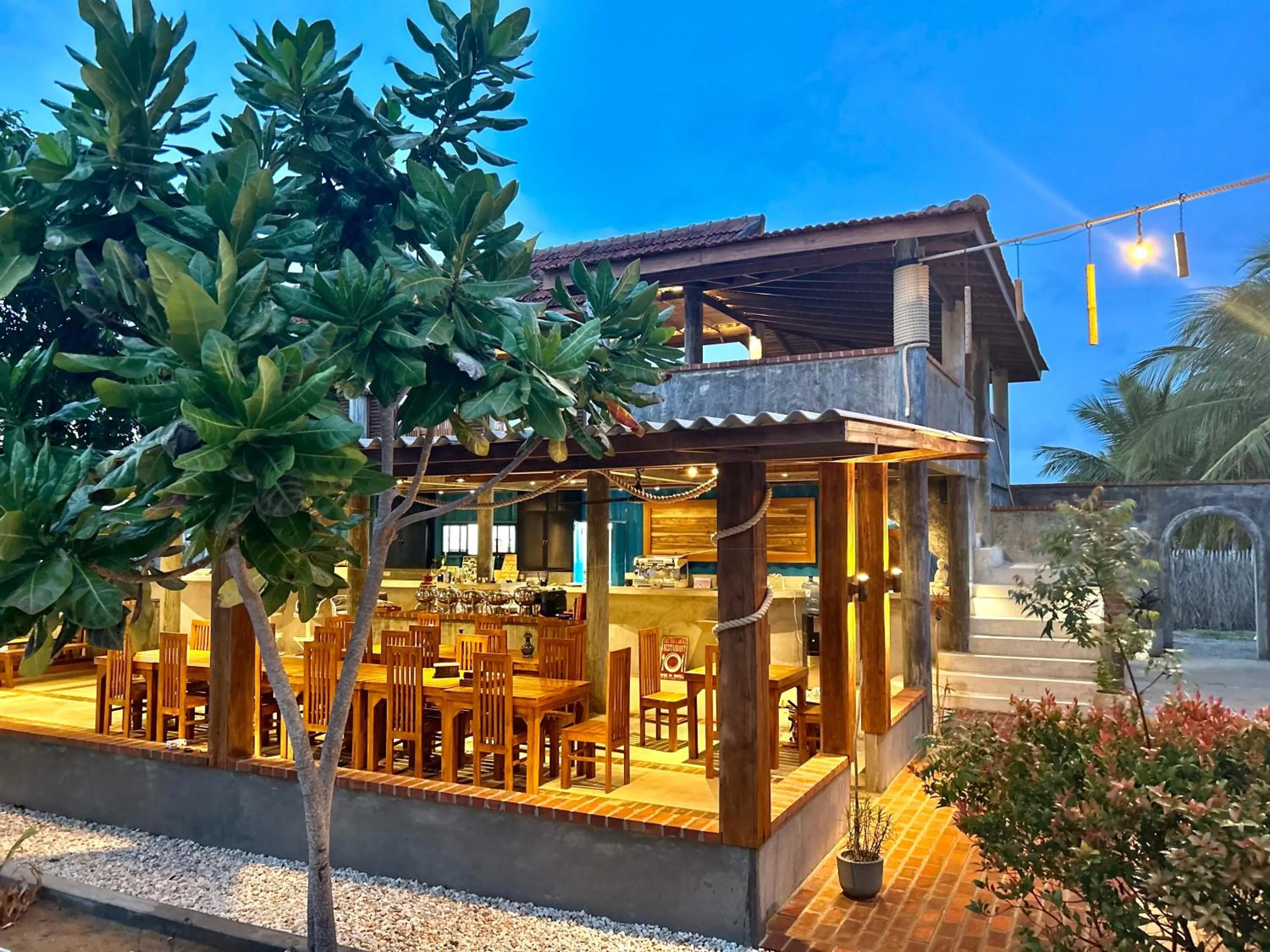 Restaurant/places to eat in Arasi Resort