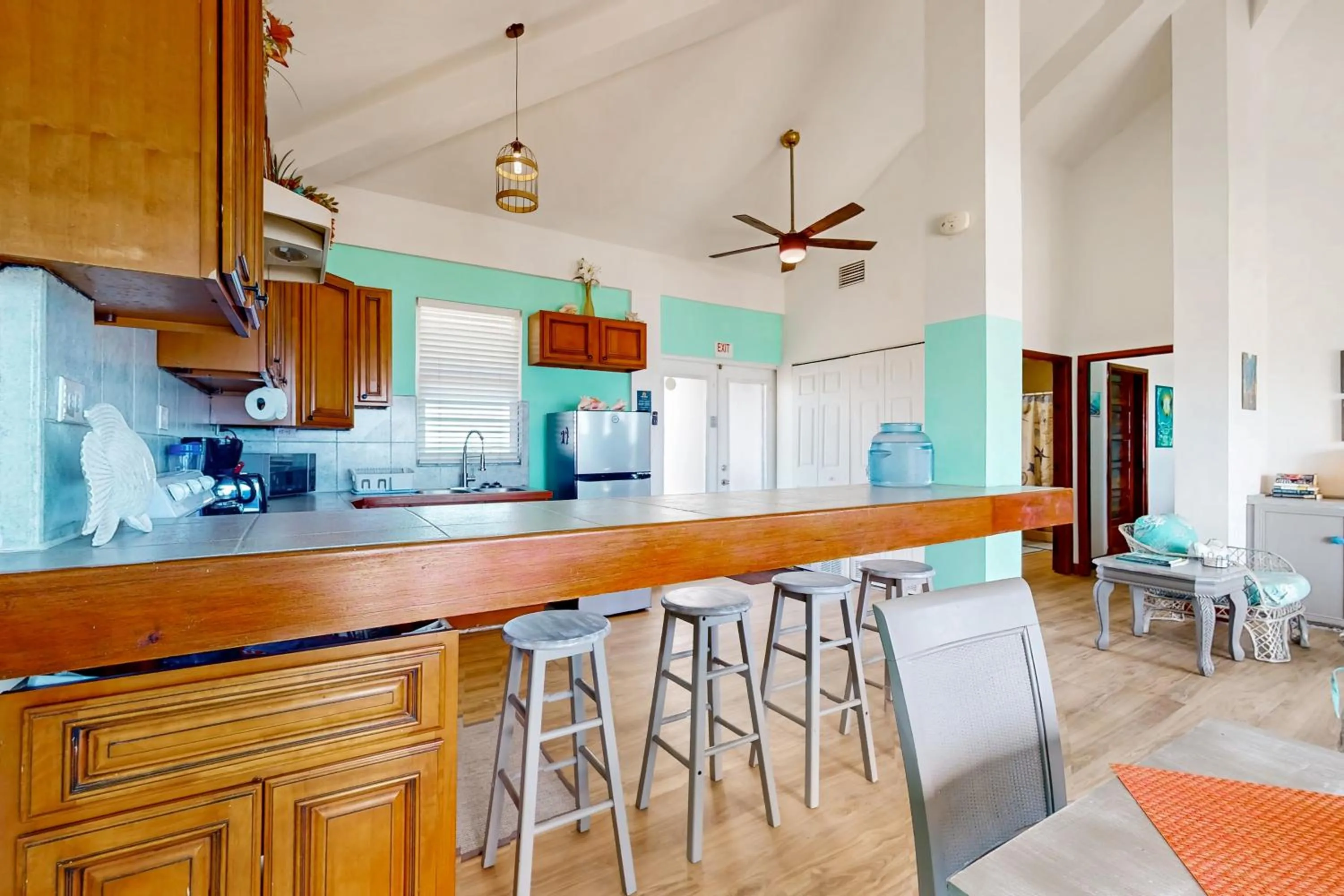 Suite E302 @ Mara Laguna