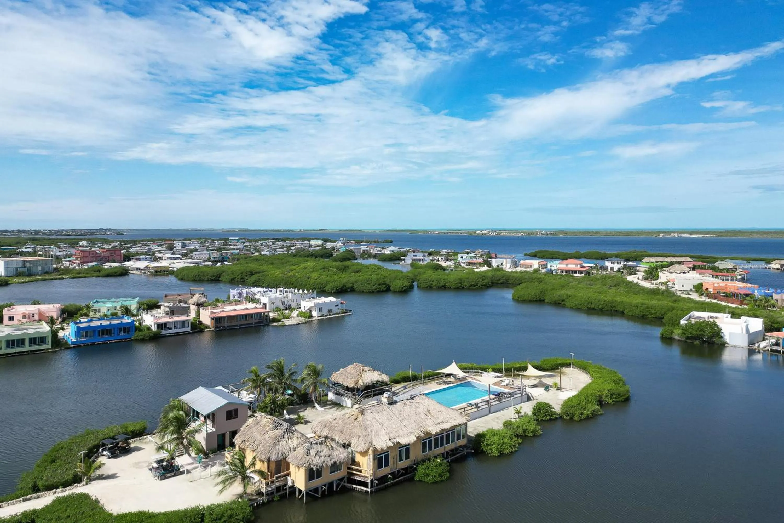 Suite E302 @ Mara Laguna