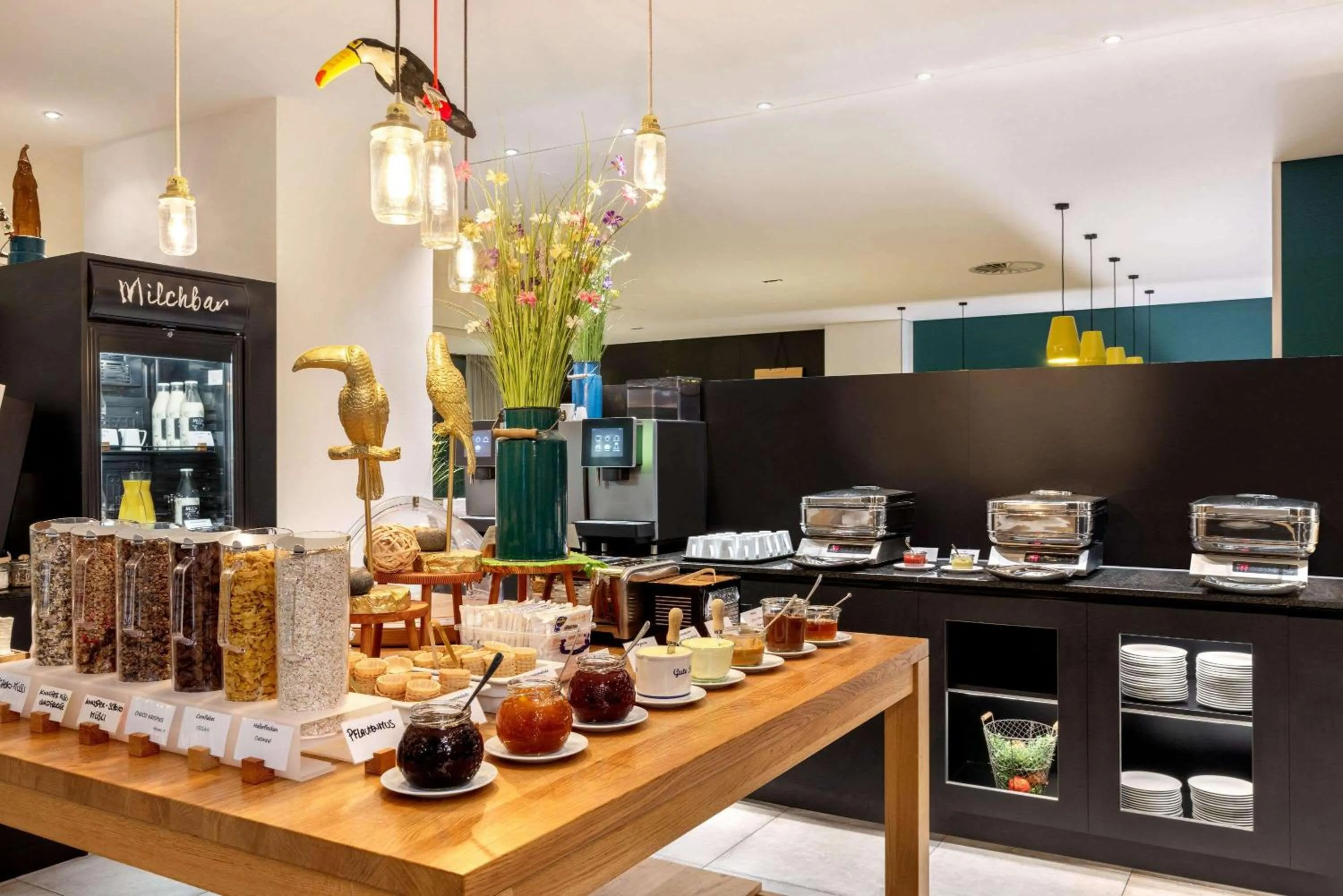 Breakfast in Vienna House Easy by Wyndham Berlin Prenzlauer Berg