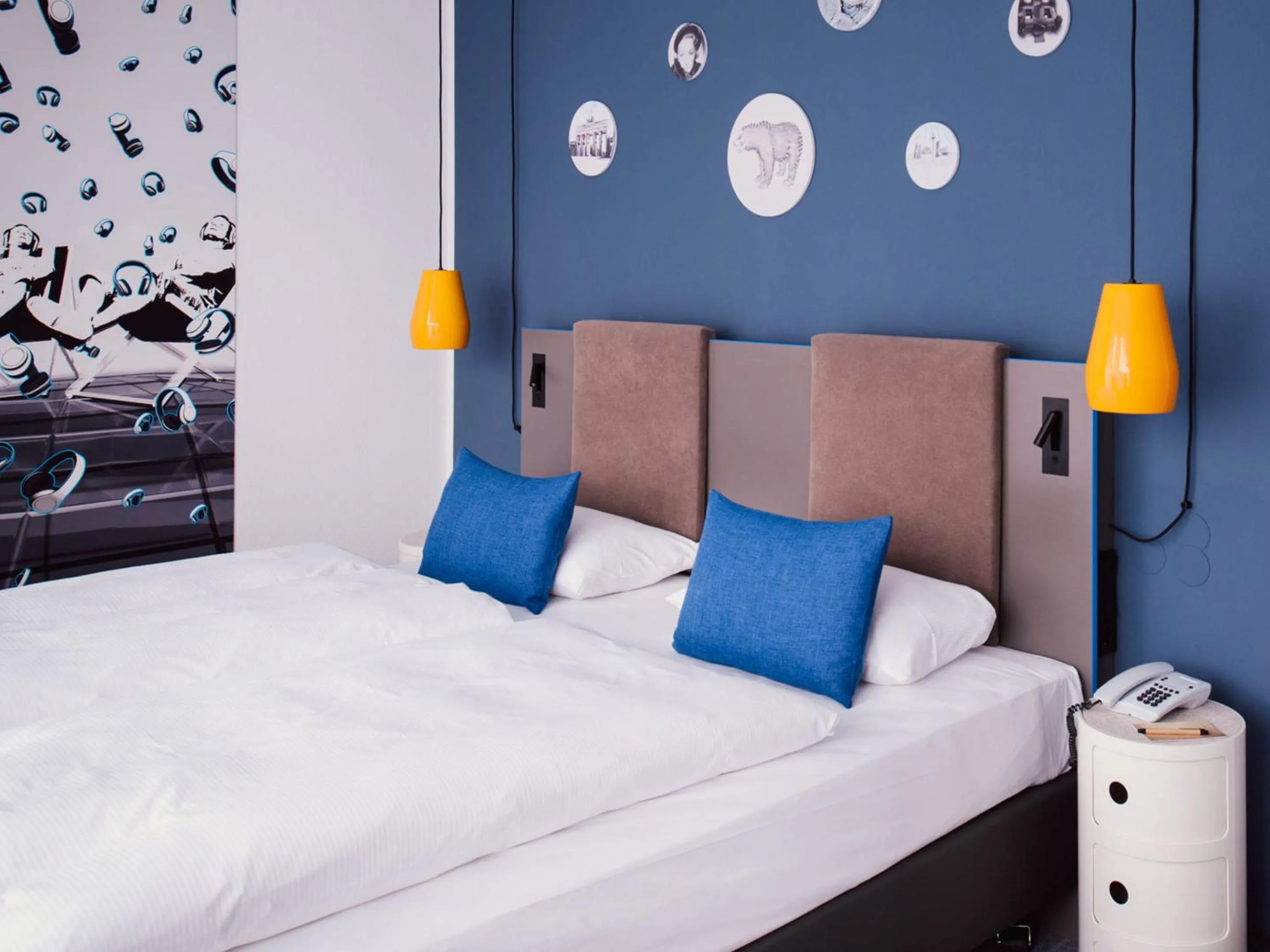 Photo of the whole room, Bed in Vienna House Easy by Wyndham Berlin Prenzlauer Berg