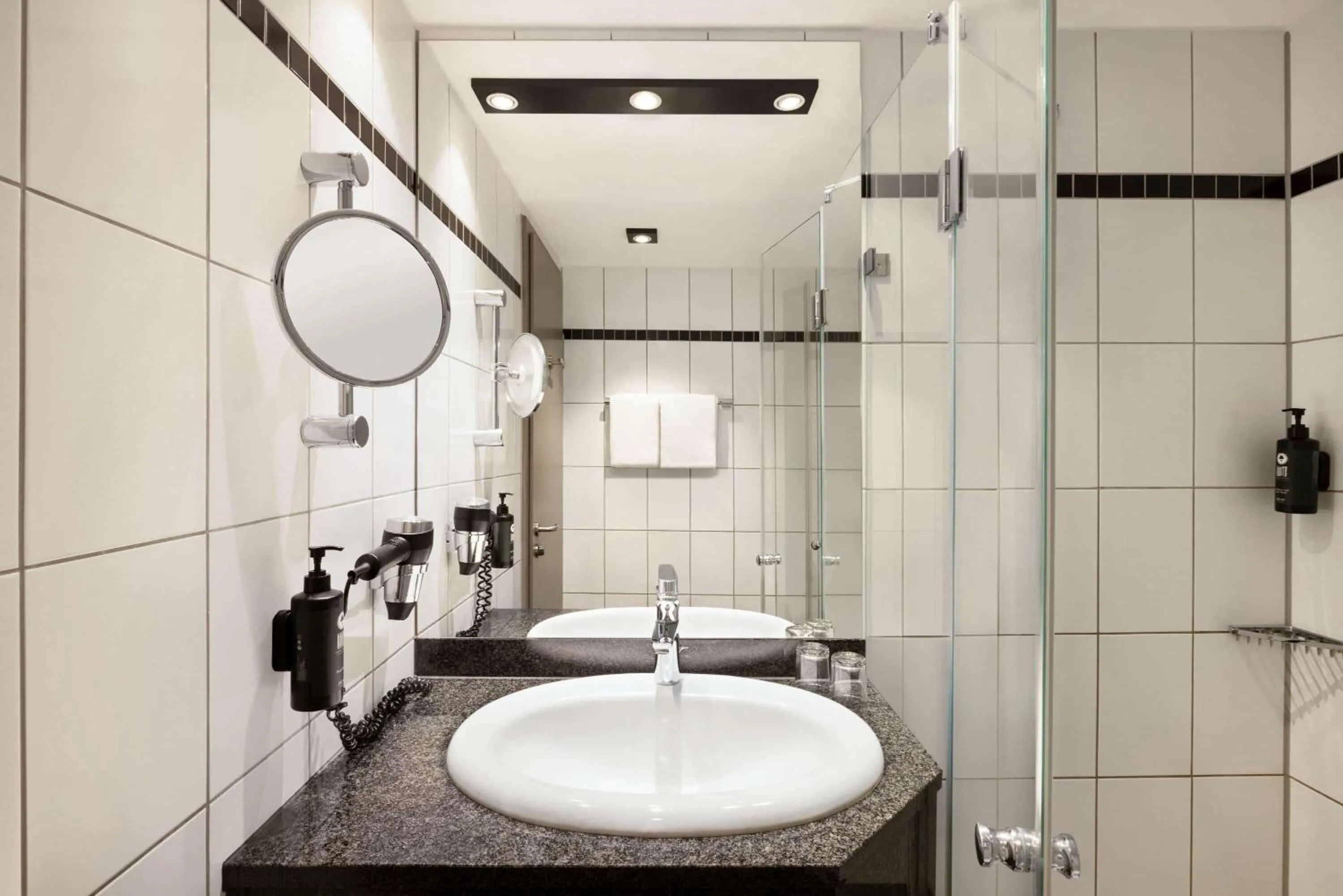 Bathroom in Vienna House Easy by Wyndham Berlin Prenzlauer Berg