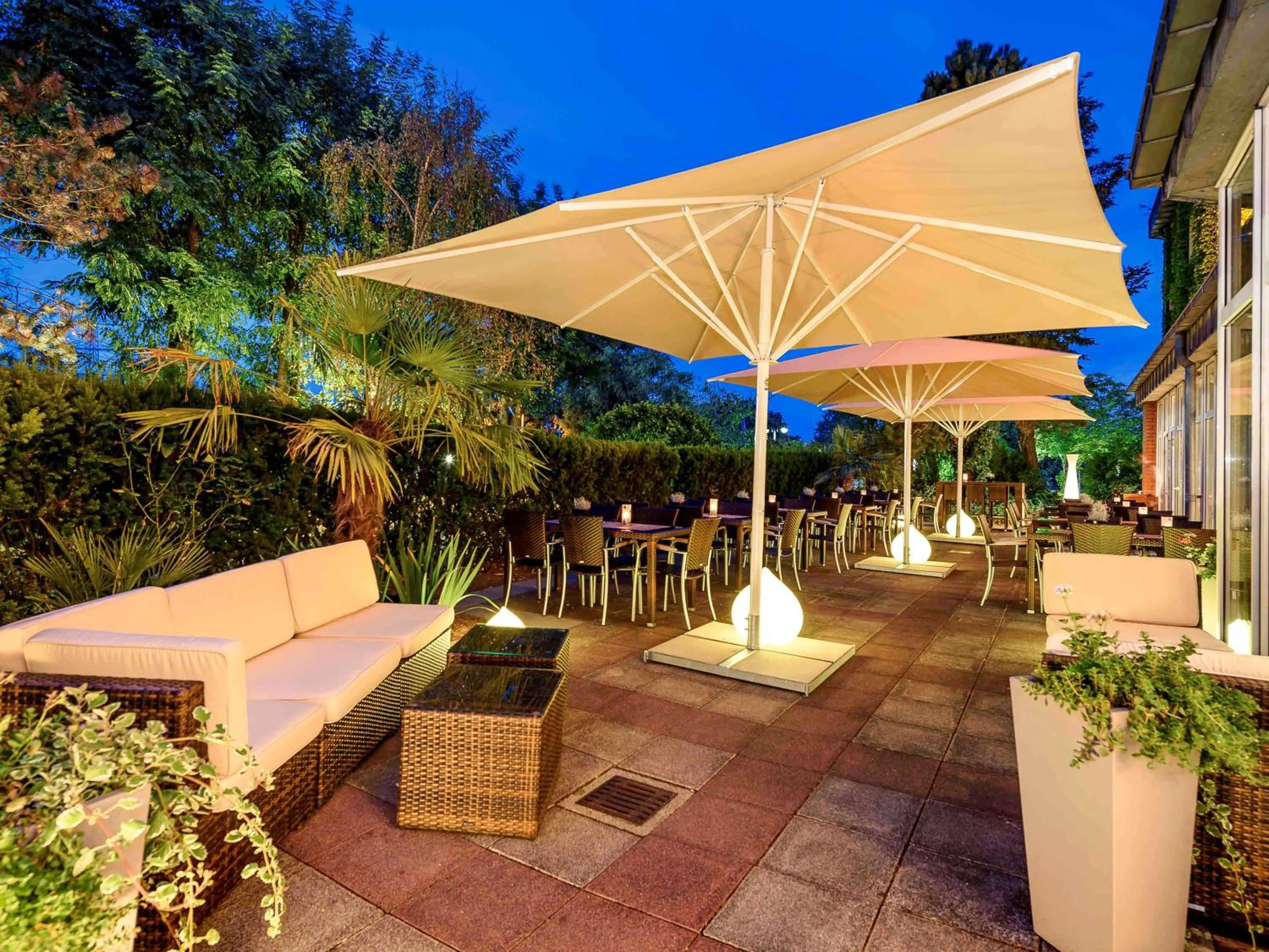 Restaurant/places to eat in Mercure Düsseldorf Kaarst