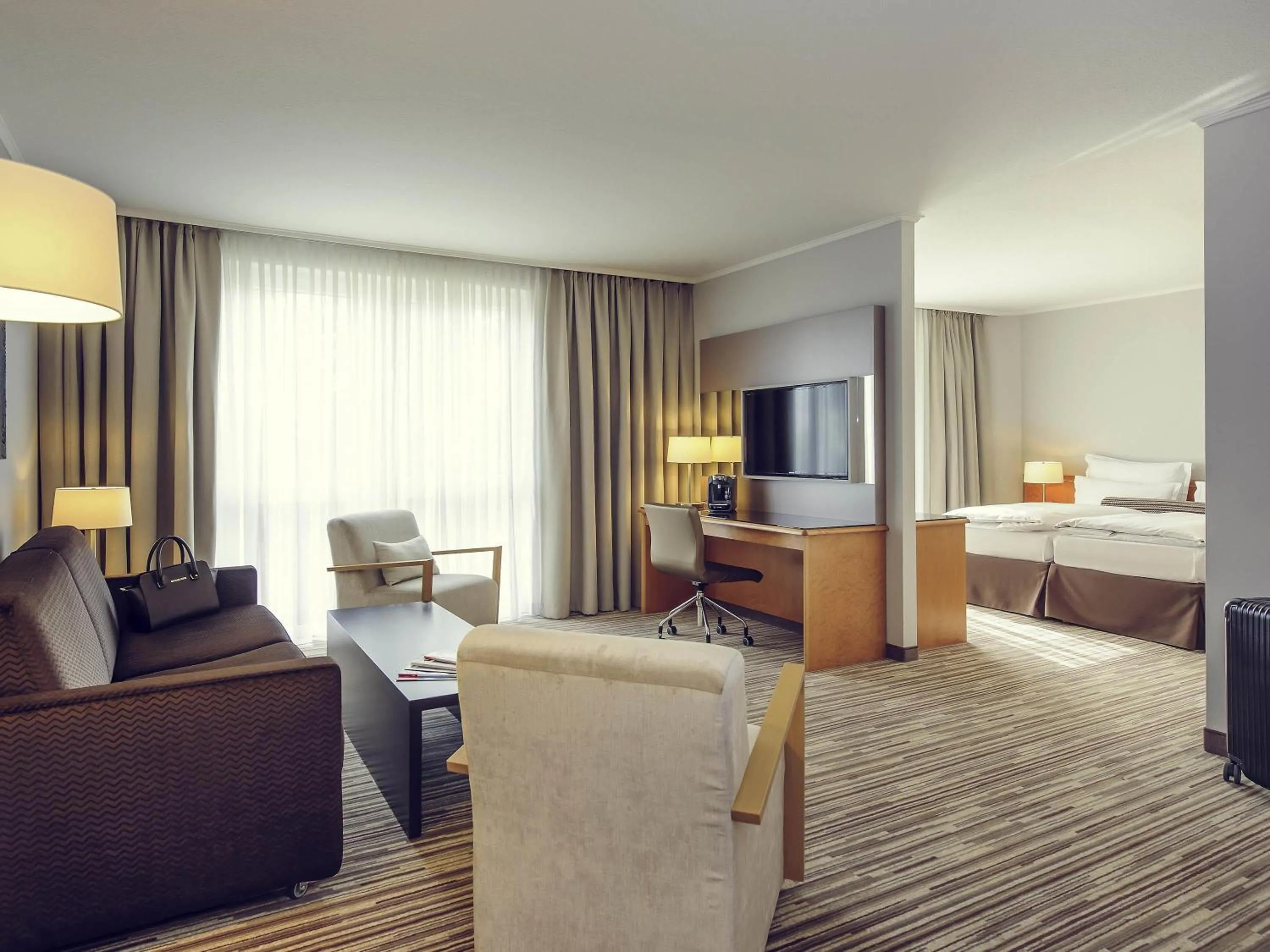 Bedroom, Bed in Mercure Düsseldorf Kaarst