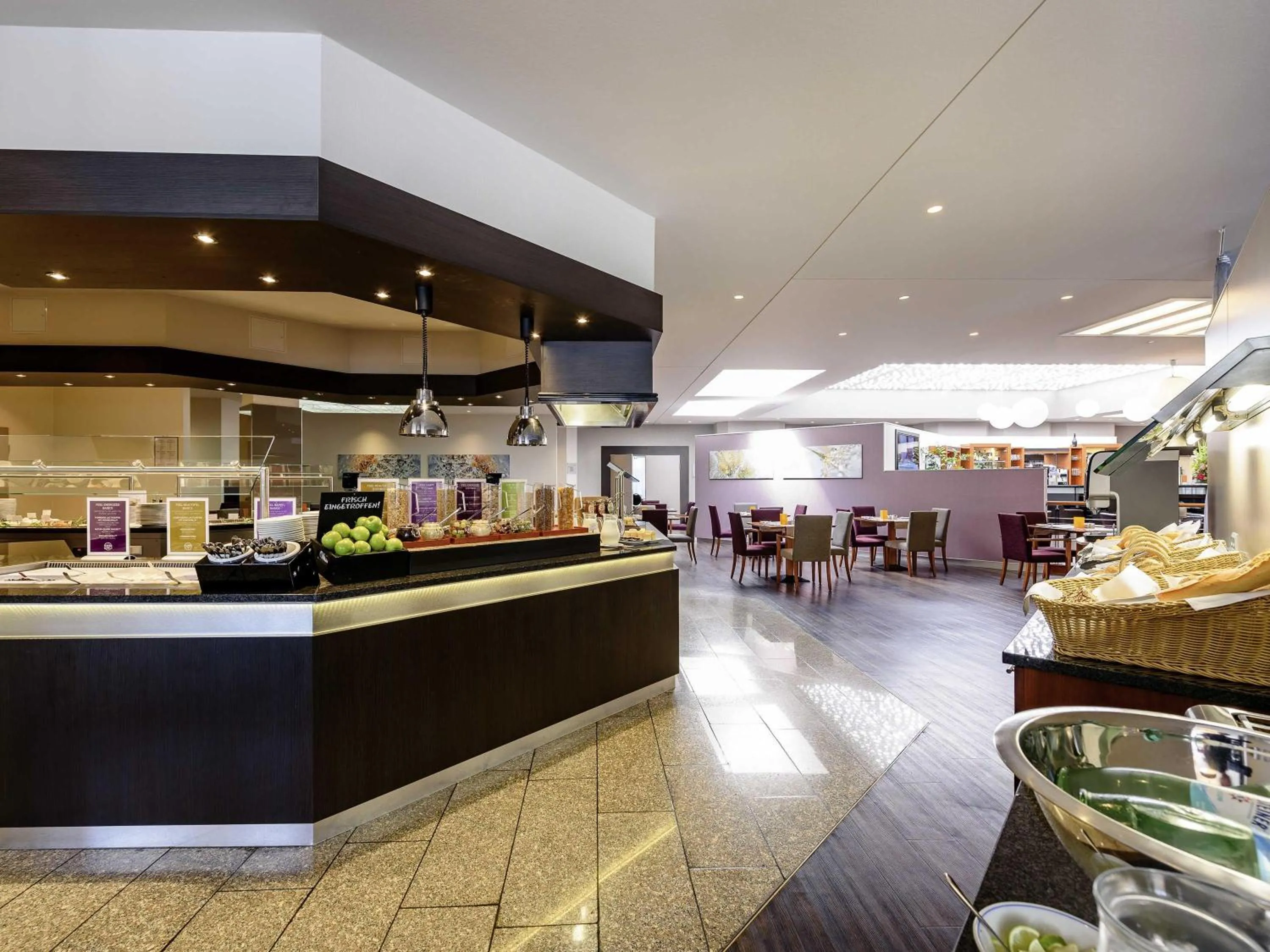 Breakfast in Mercure Düsseldorf Kaarst