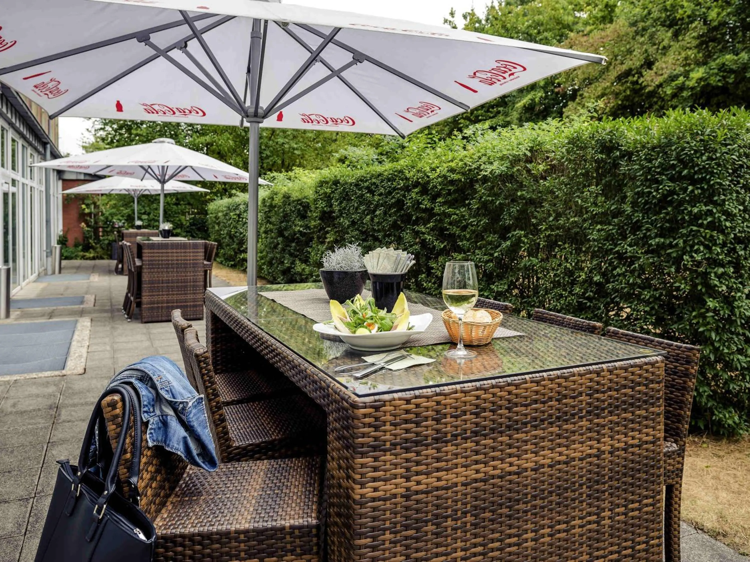 Lounge or bar in Mercure Düsseldorf Kaarst