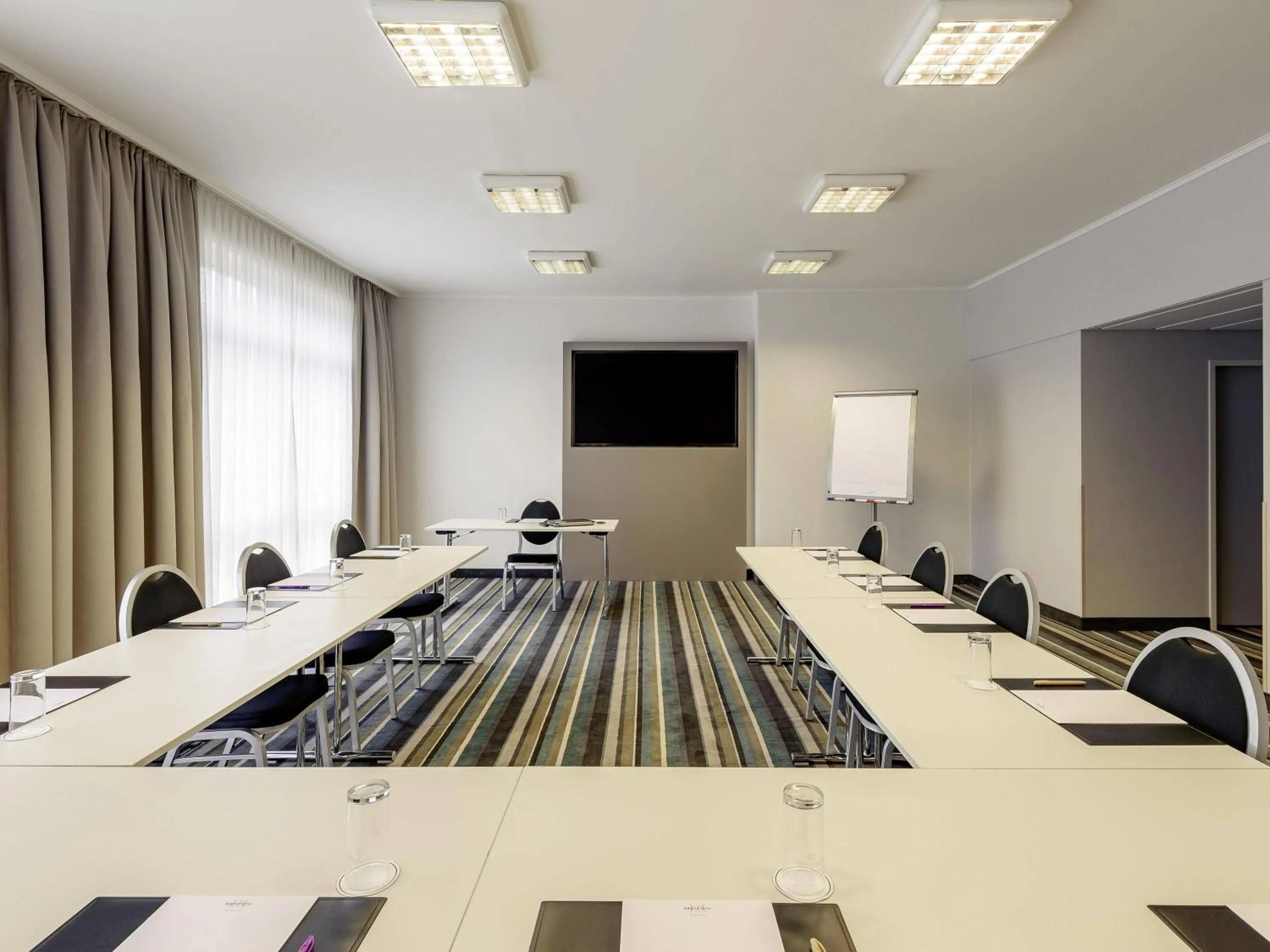 Meeting/conference room in Mercure Düsseldorf Kaarst