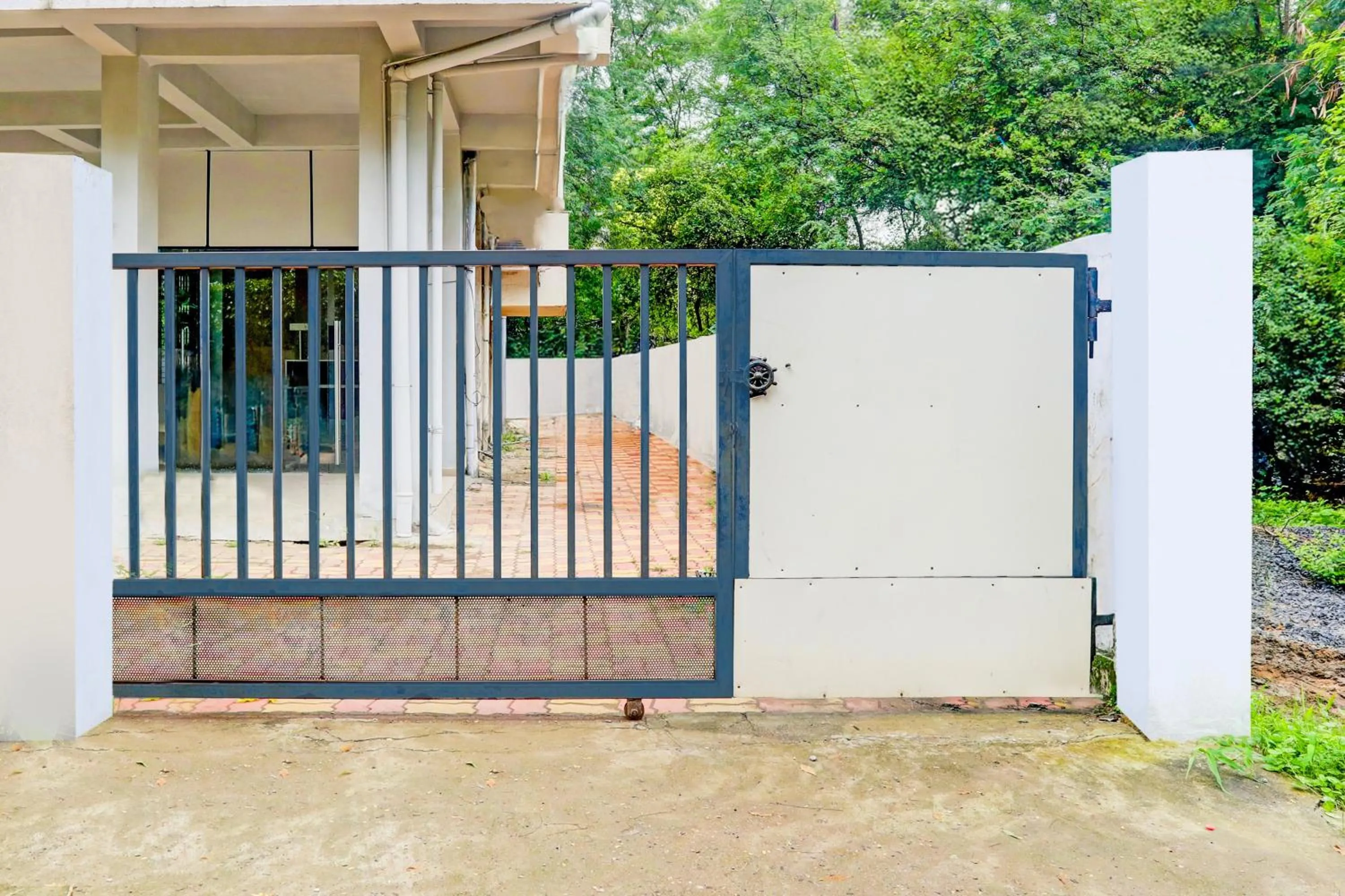 Facade/entrance in Hotel O Wardha Road Near Airport