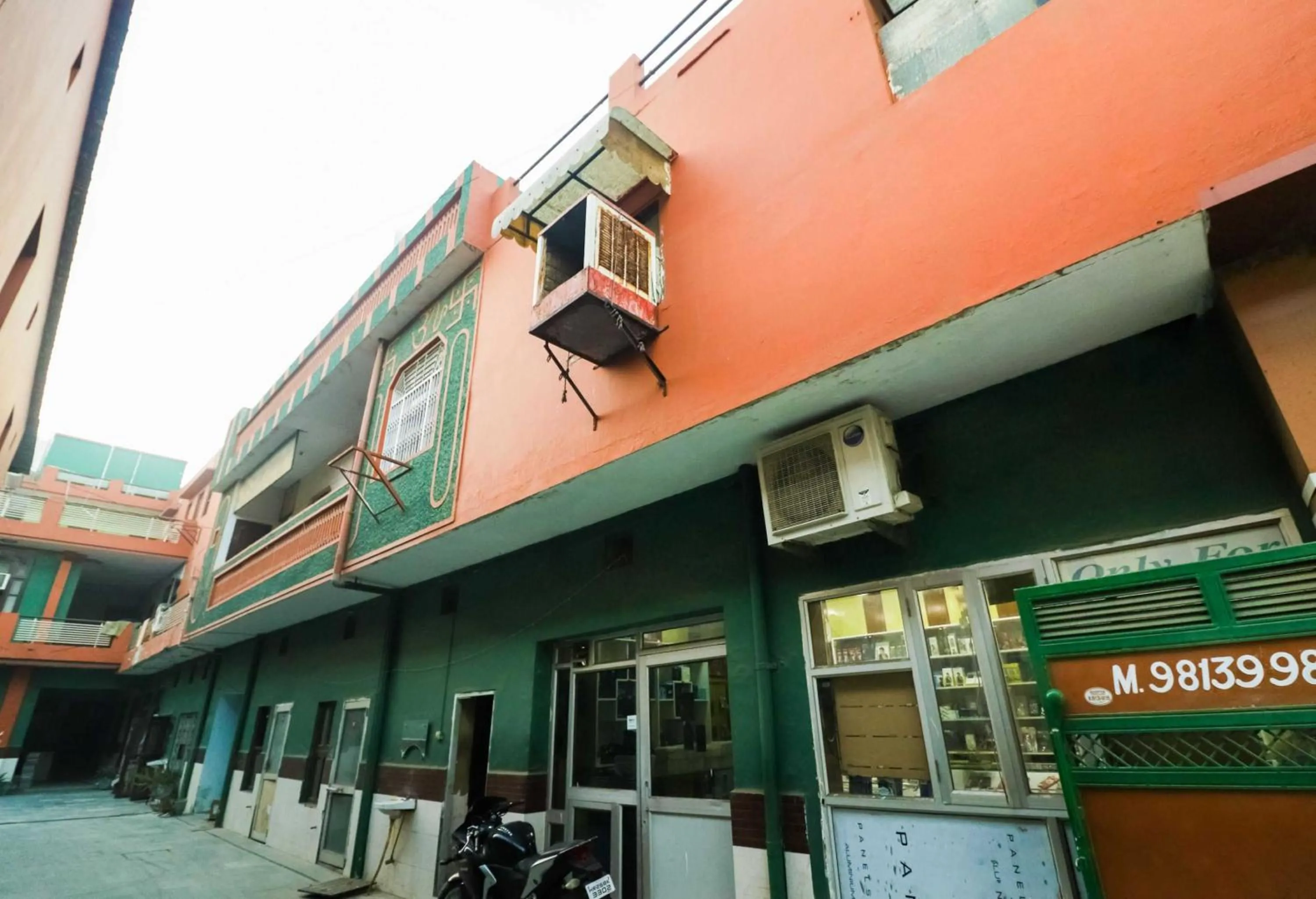 Facade/entrance in SPOT ON 67868 Hotel Gourav Regency