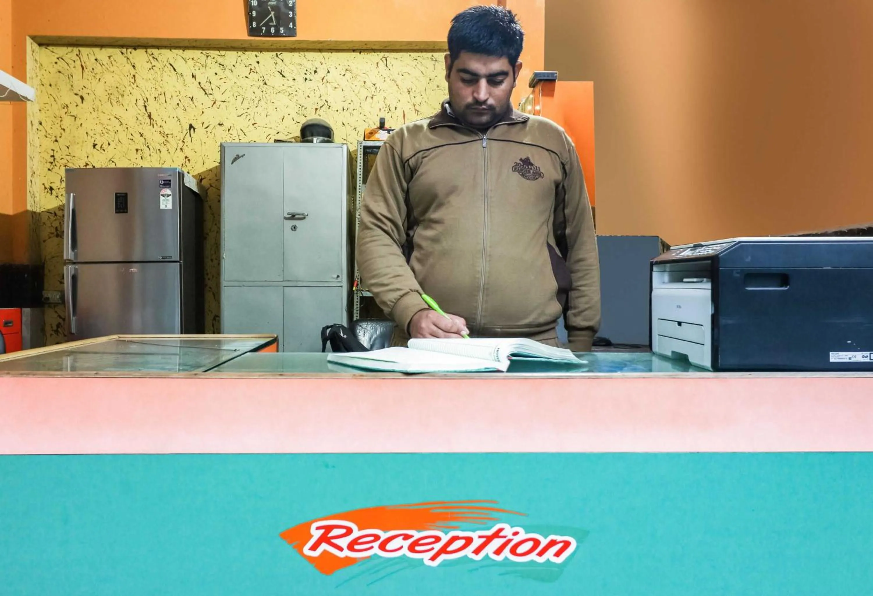 Lobby or reception in SPOT ON 67868 Hotel Gourav Regency