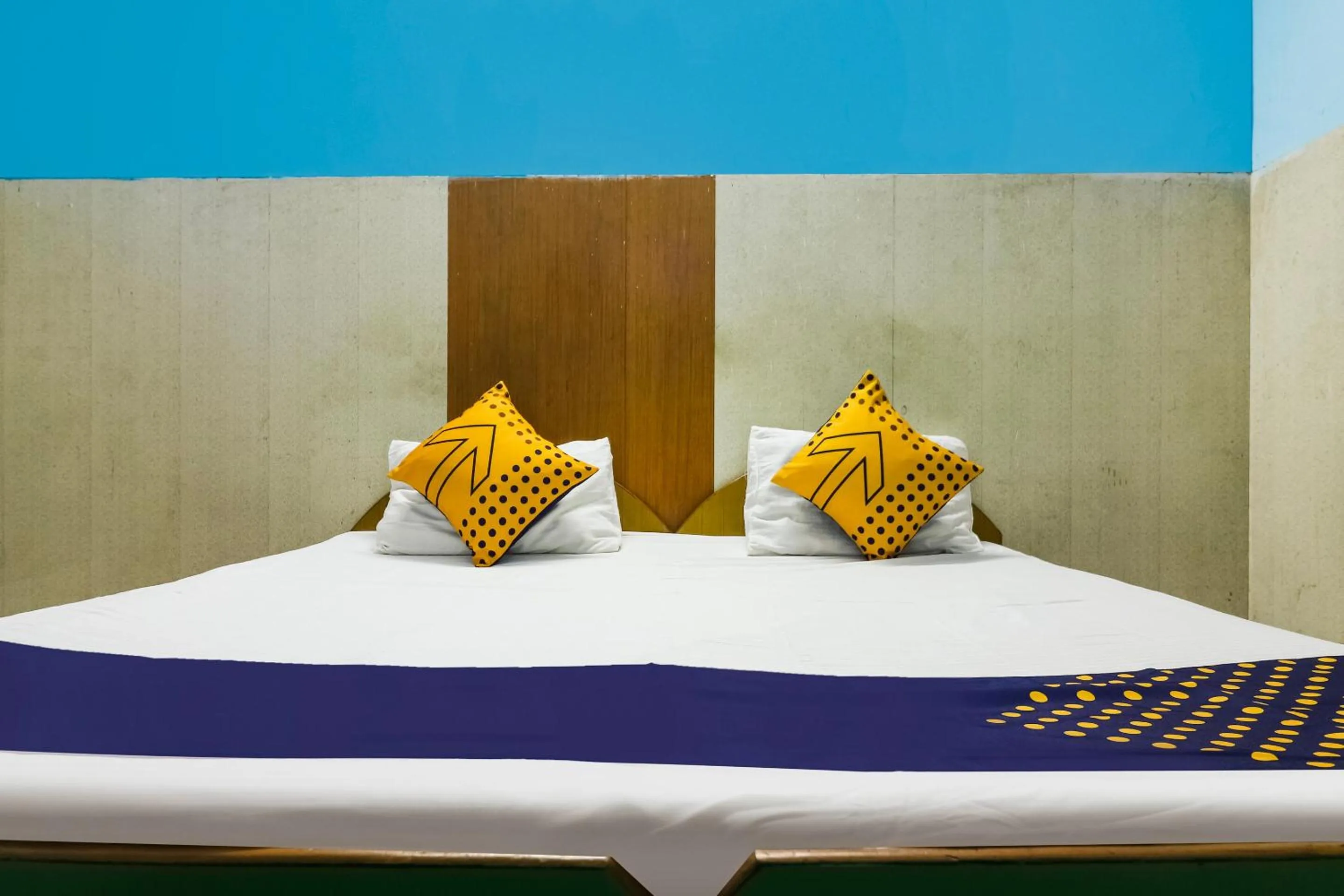 Bedroom in SPOT ON 67868 Hotel Gourav Regency