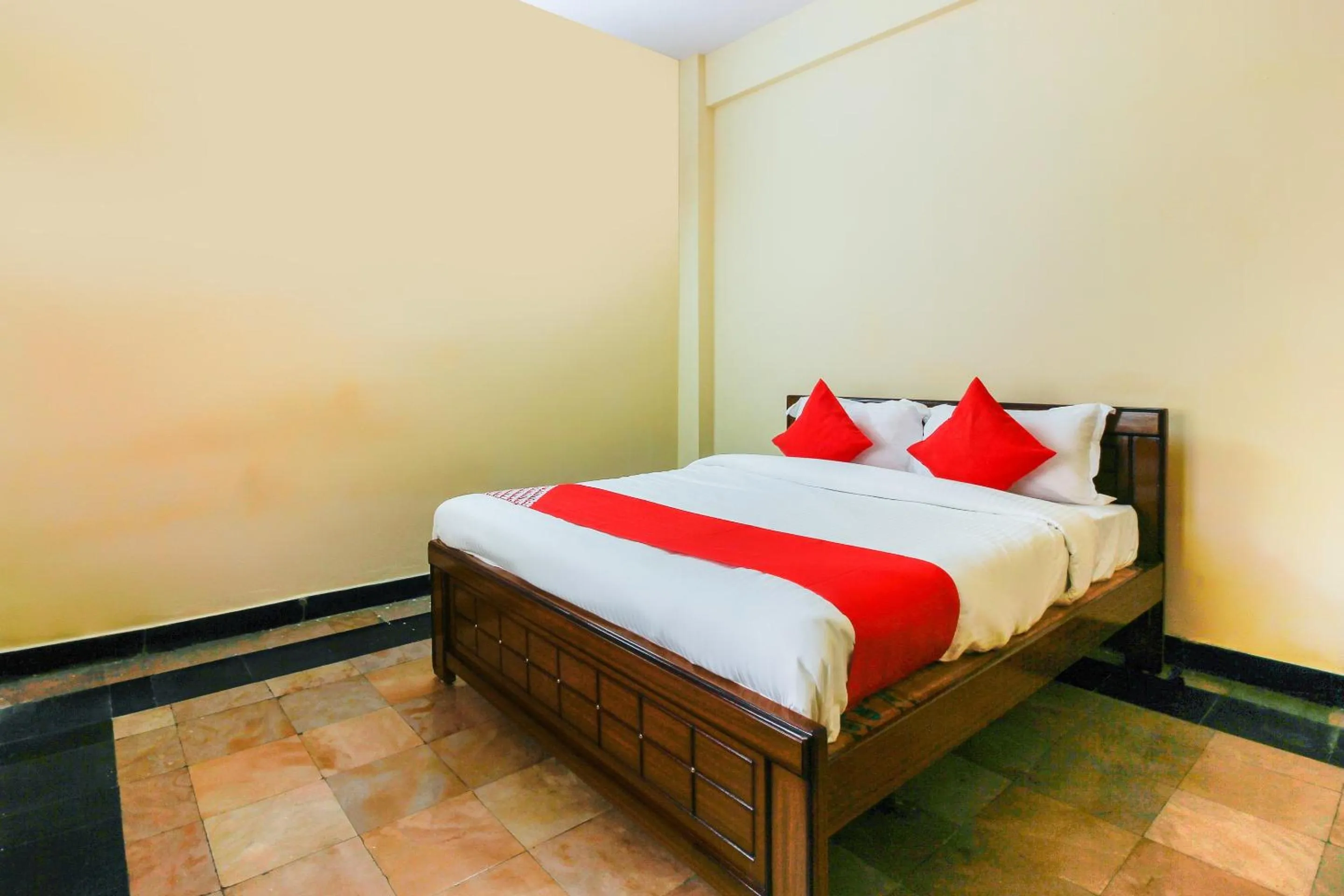 Bedroom, Bed in Hotel O Sai Residency Near SR Nagar metro station